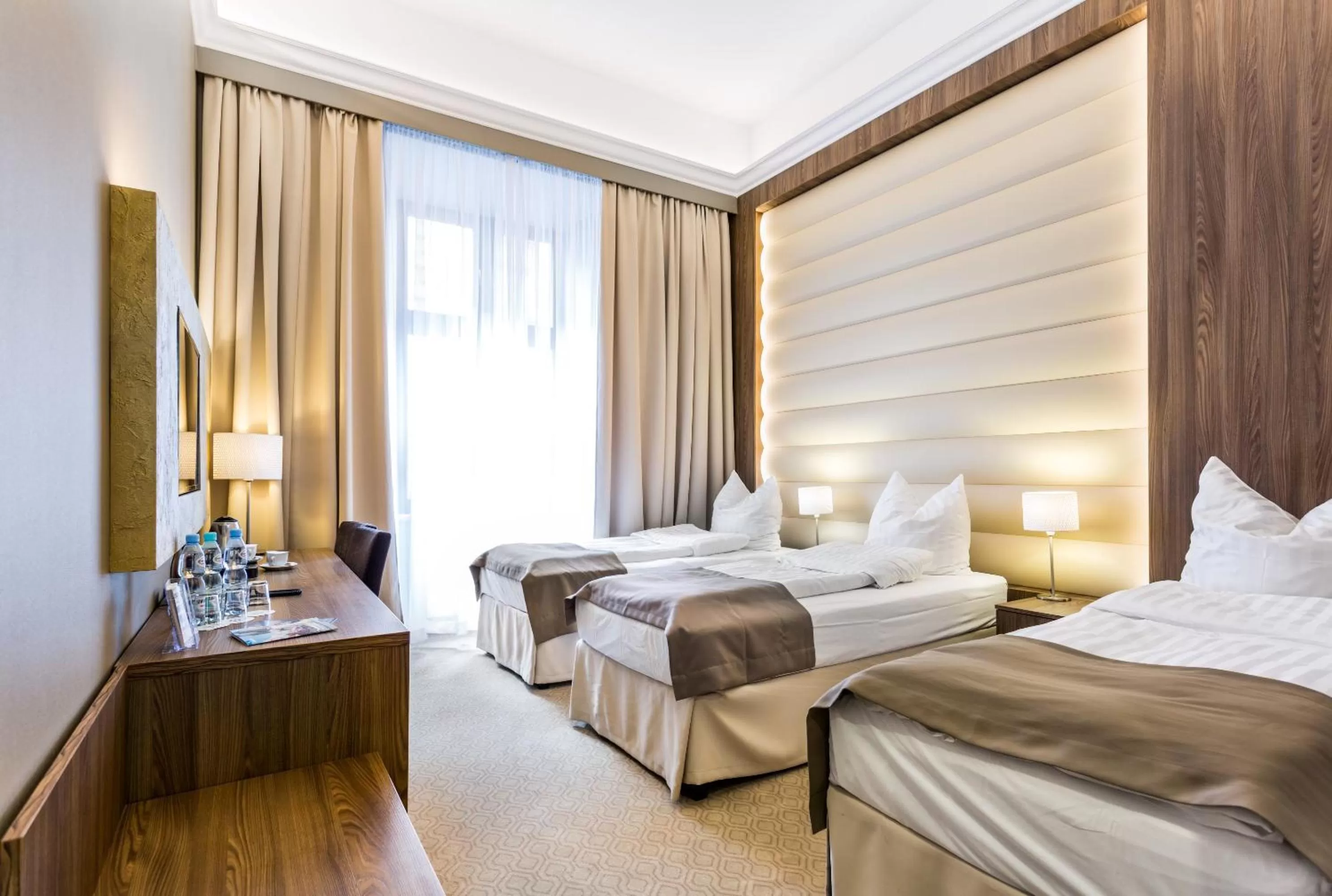 Bed in Hotel Elektor Premium