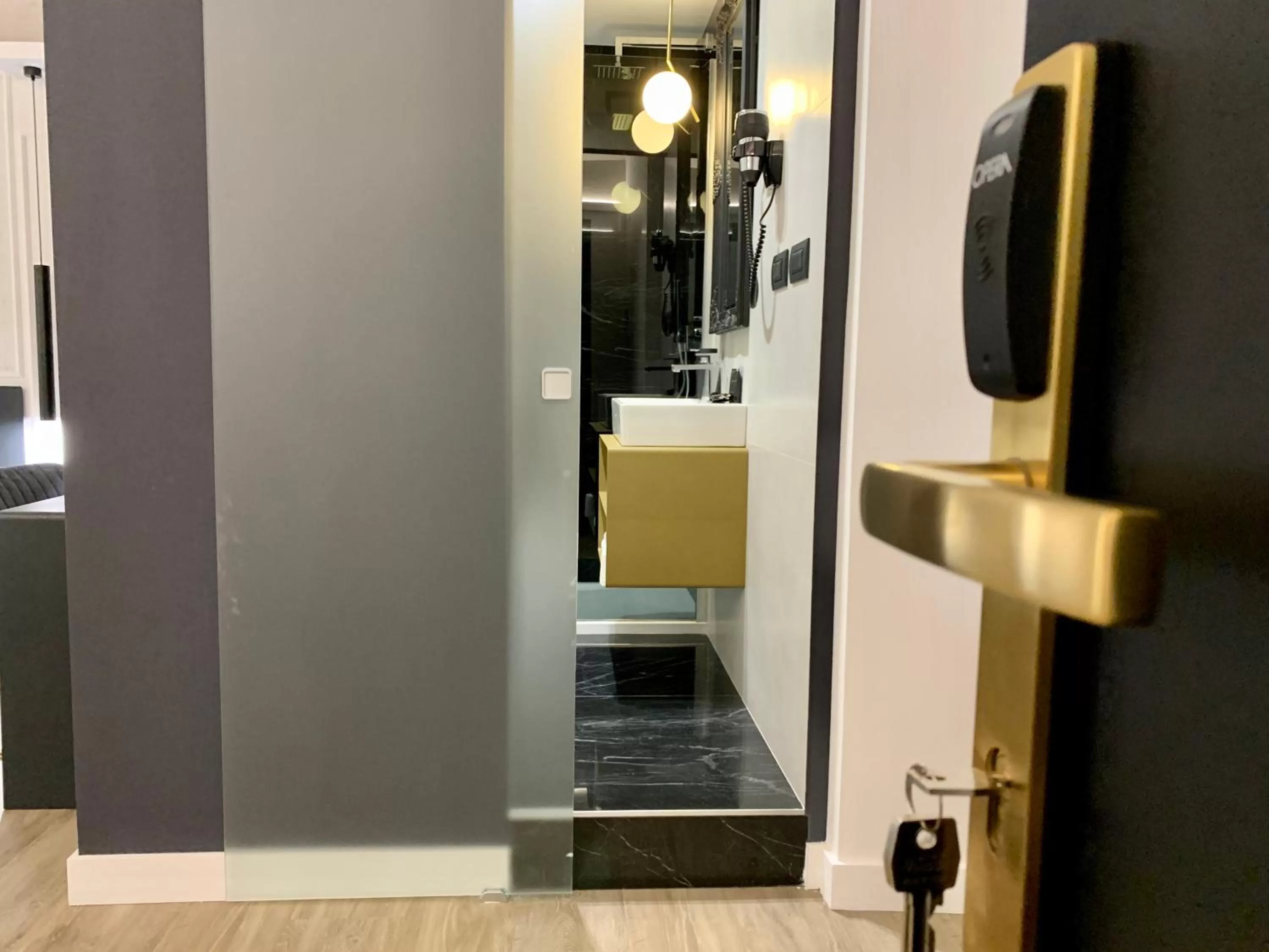 Bathroom in Toledo Boutique Rooms