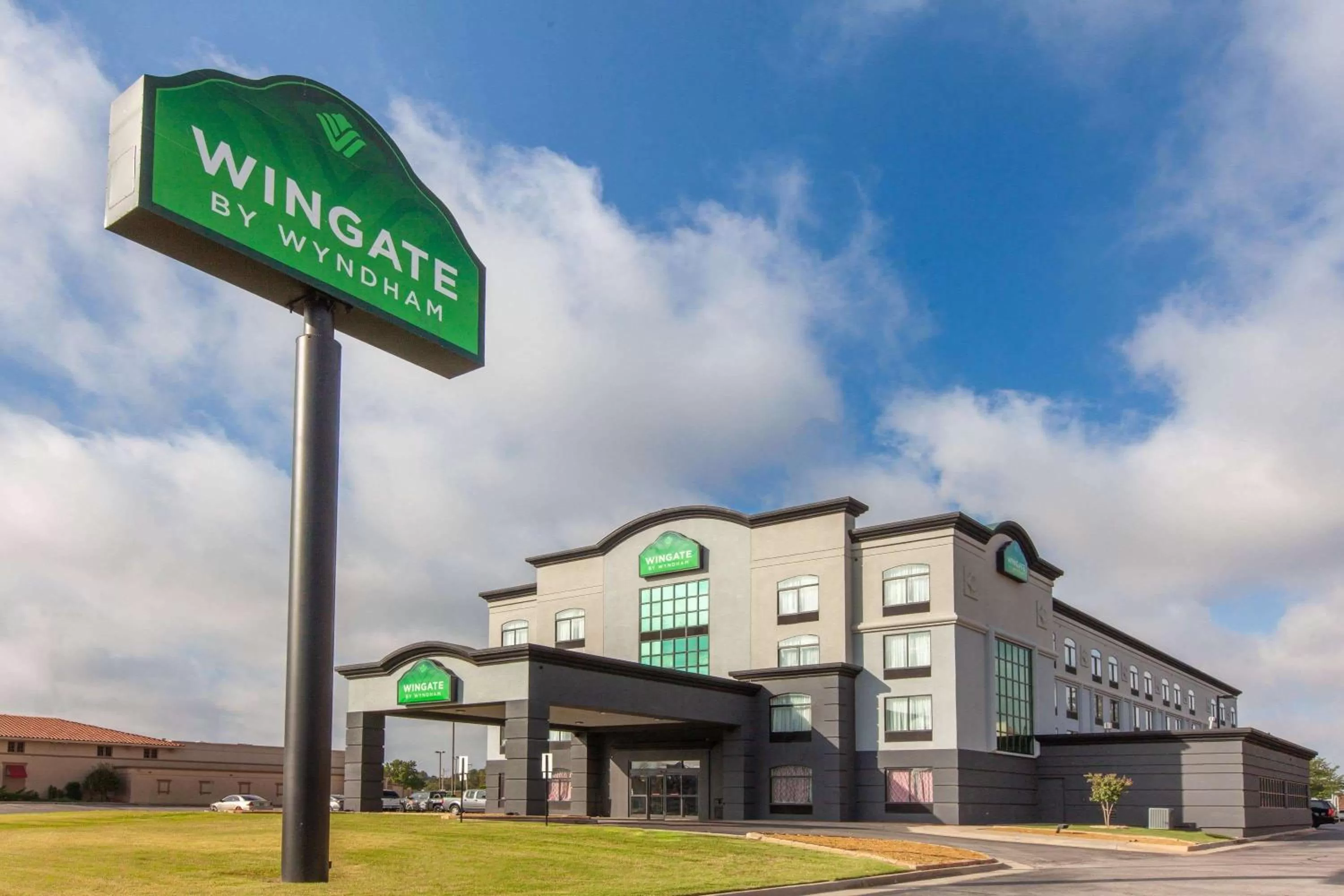 Property building in Wingate by Wyndham Oklahoma City Airport