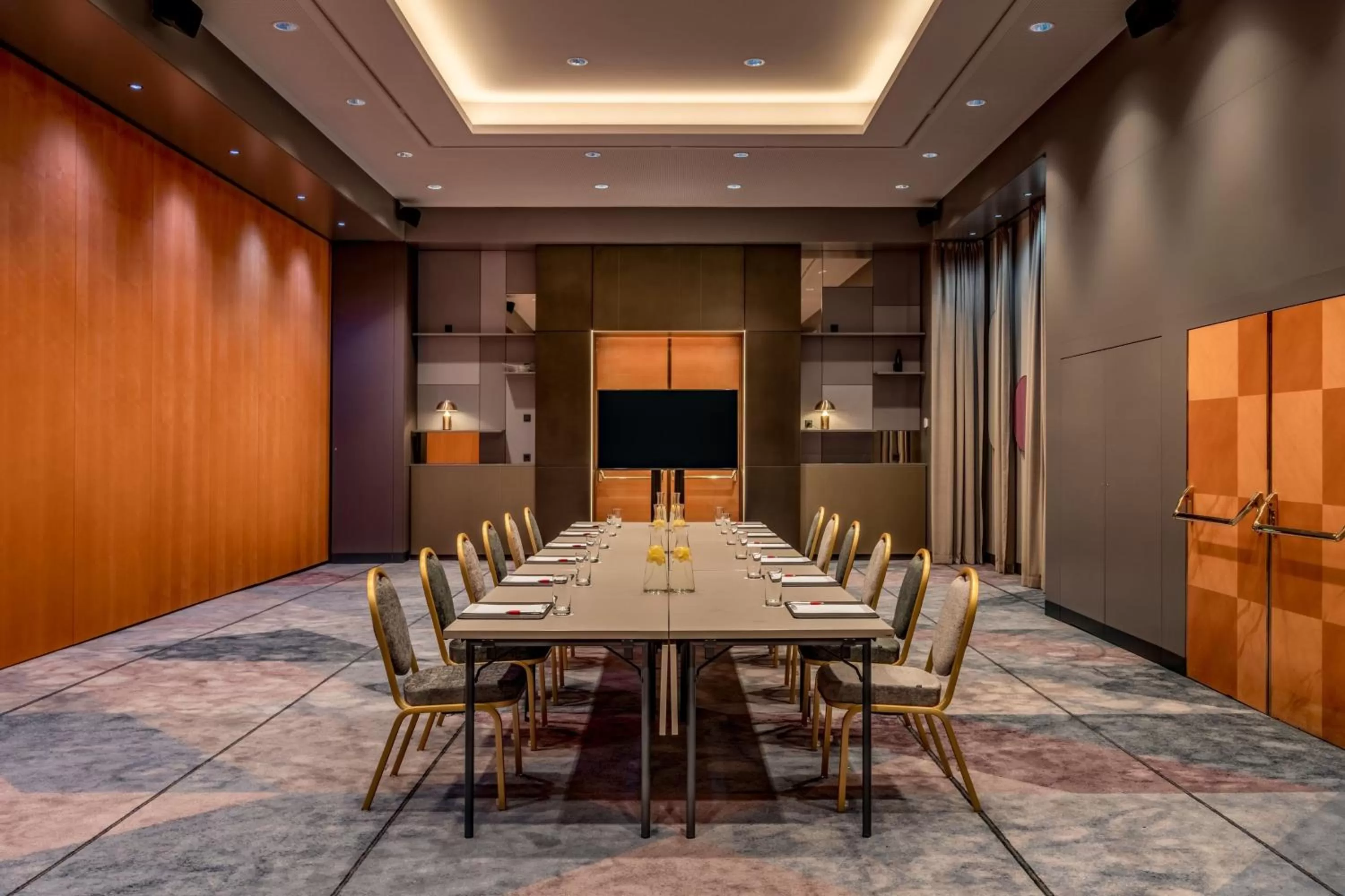 Meeting/conference room in Vienna Marriott Hotel