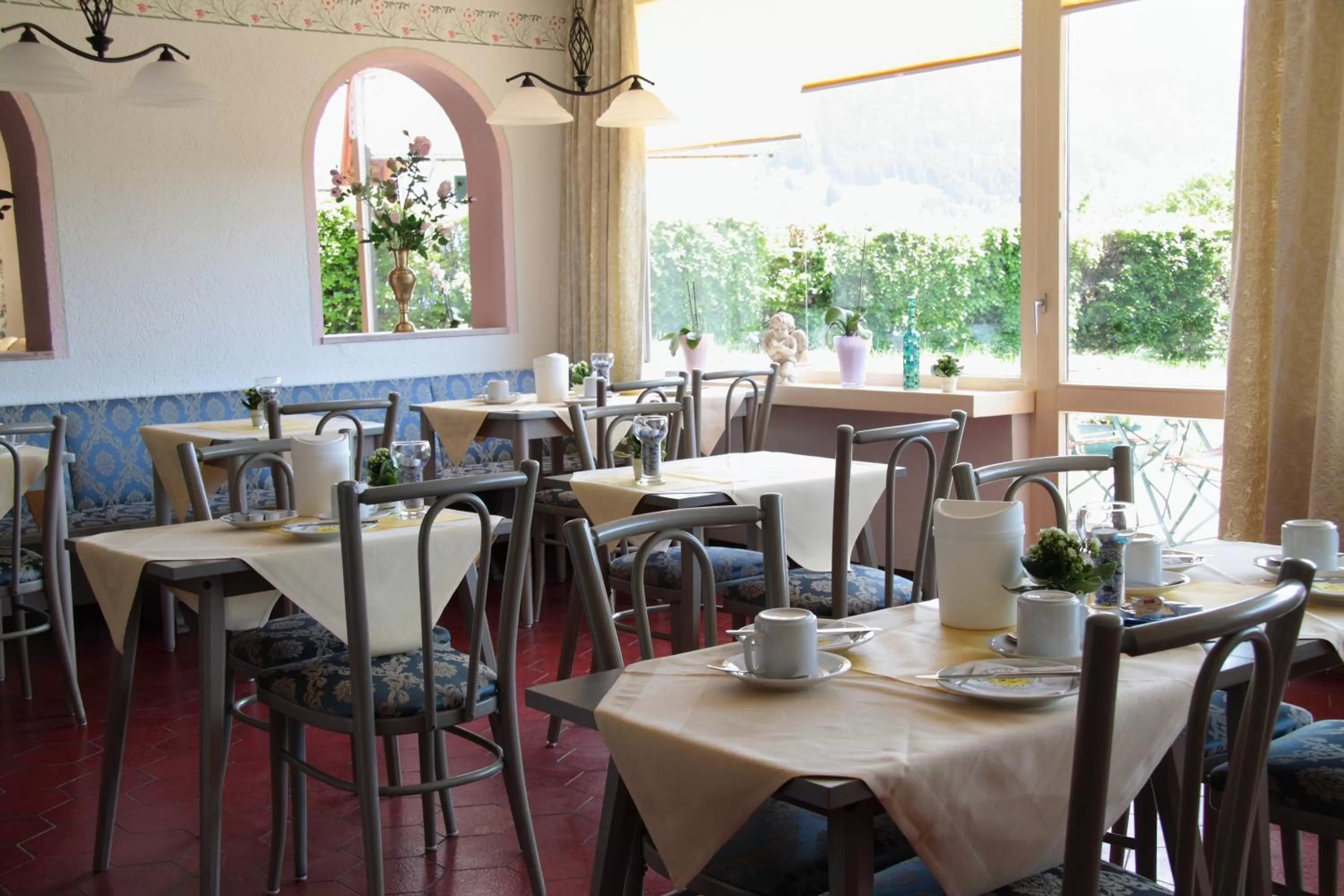 Restaurant/Places to Eat in Hotel Alpenblick Berghof