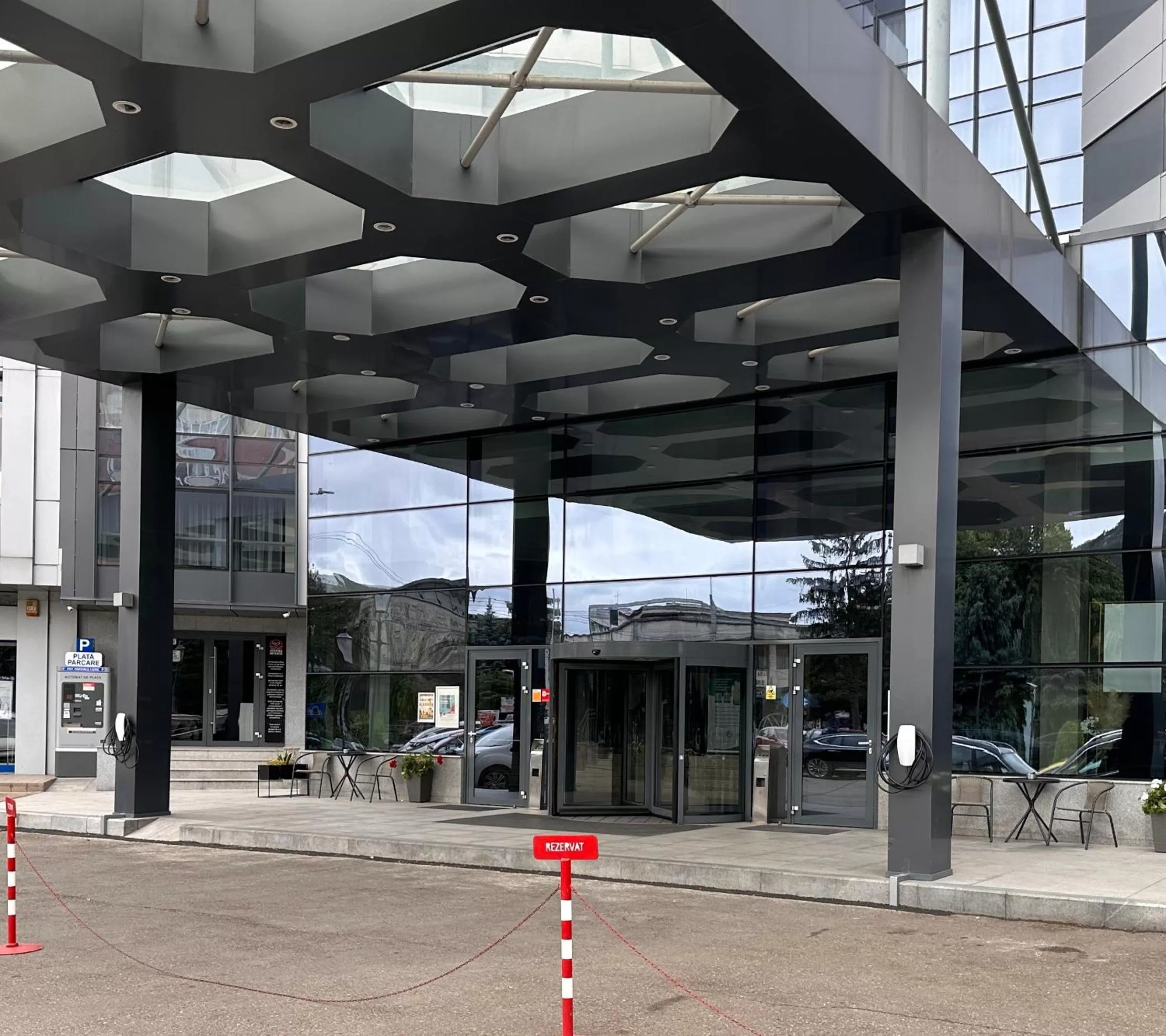 Property building in Petrodava ONE