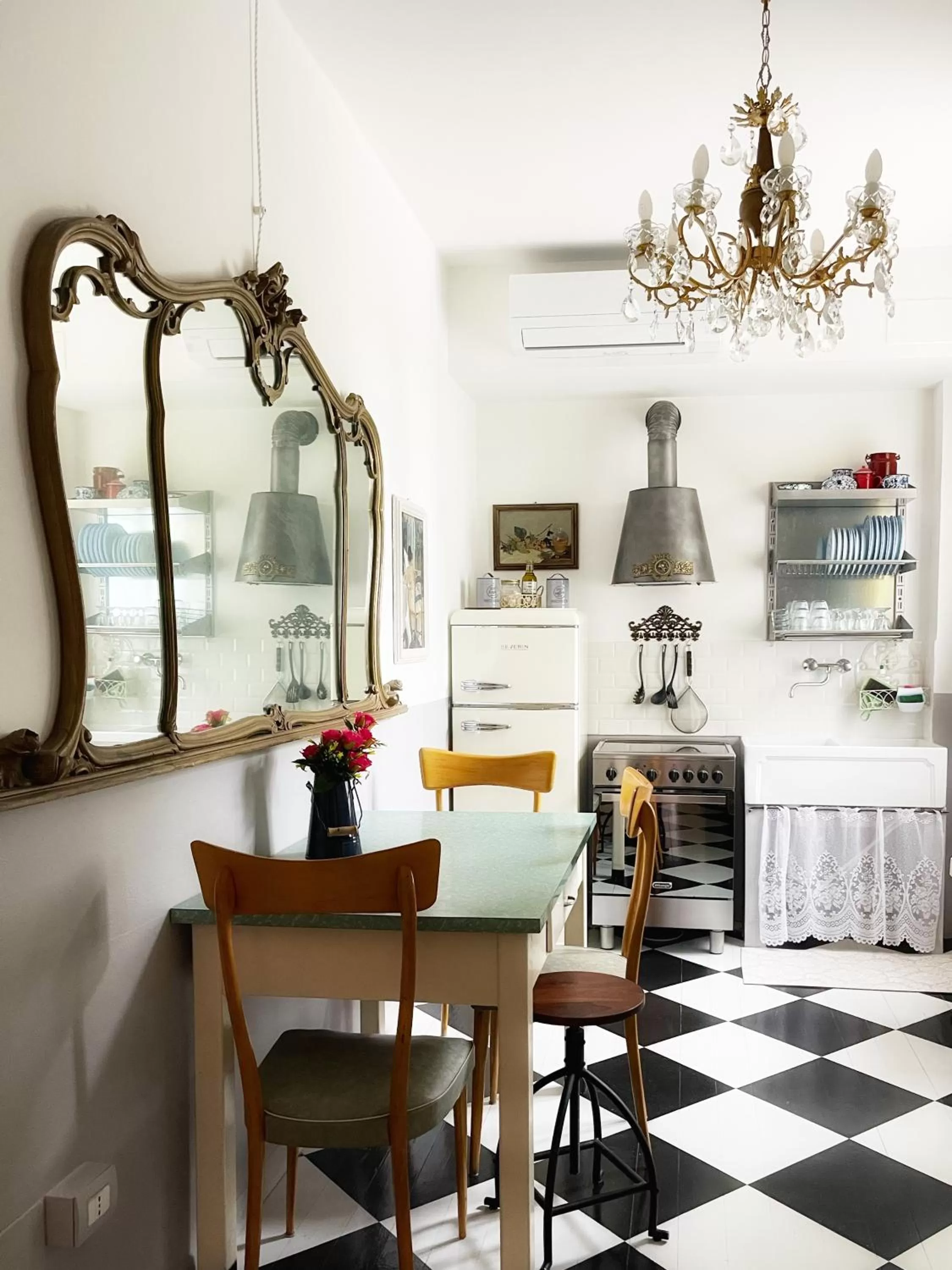 Dining area, Restaurant/Places to Eat in Mapepa Village apartments