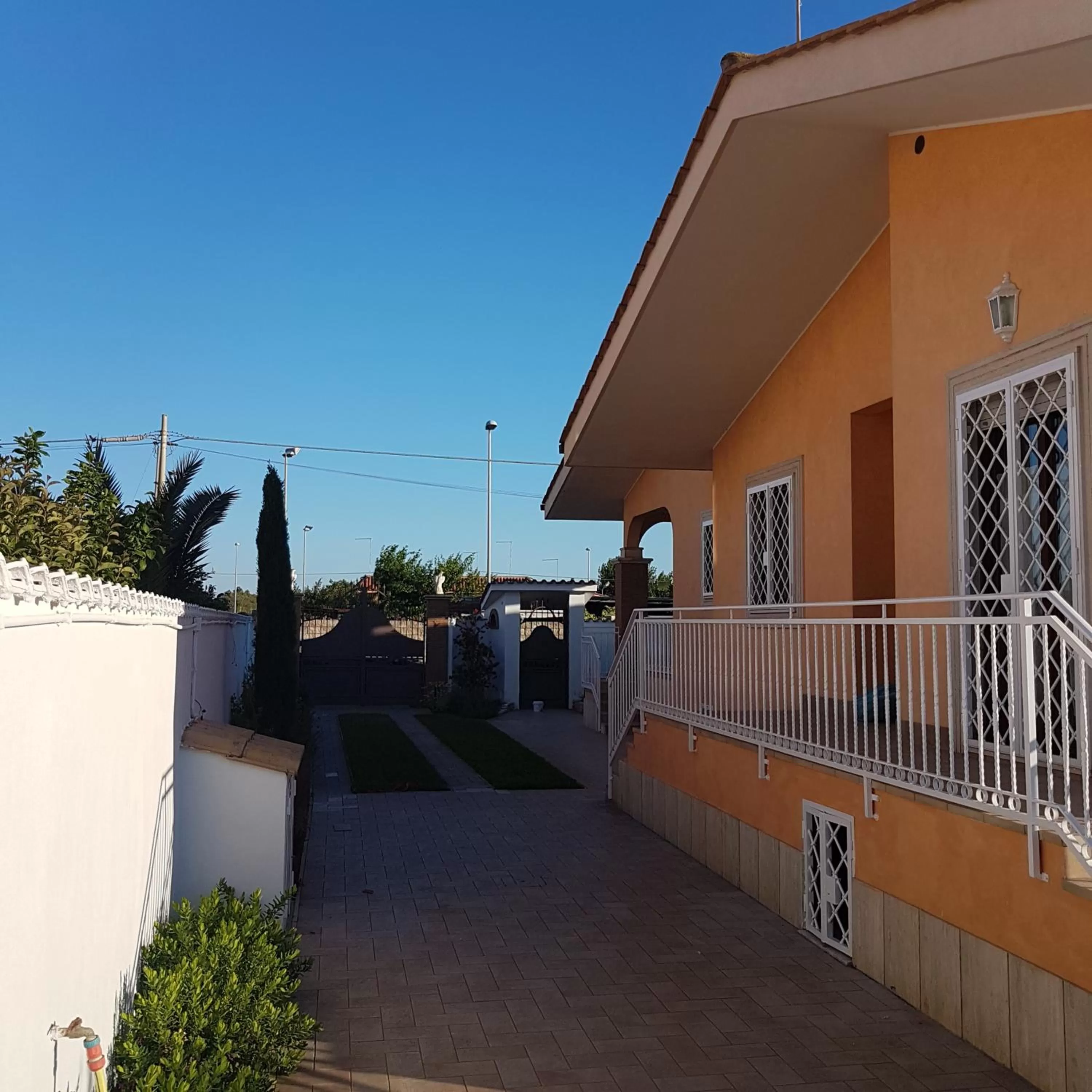 Garden, Balcony/Terrace in Emotions