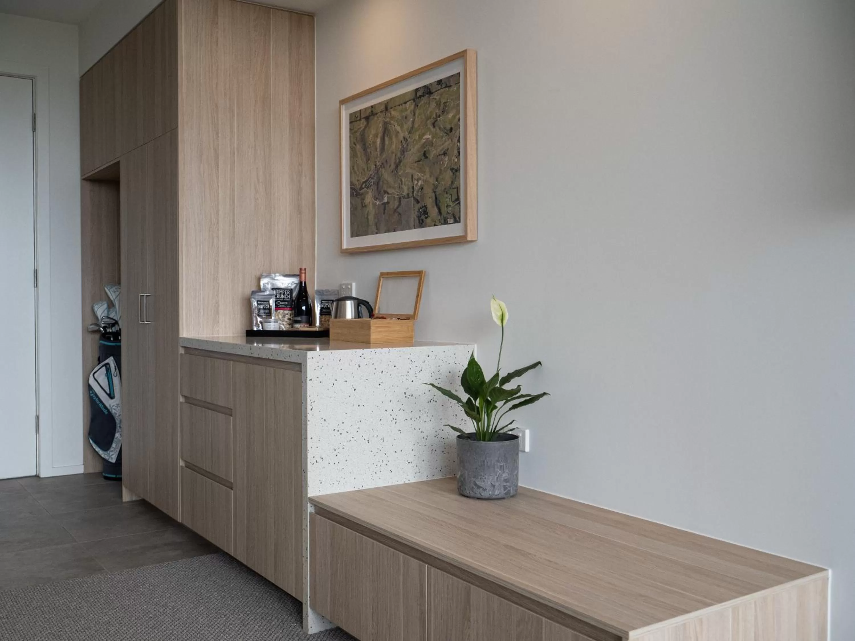 Coffee/tea facilities in Links Lodge at The Dunes