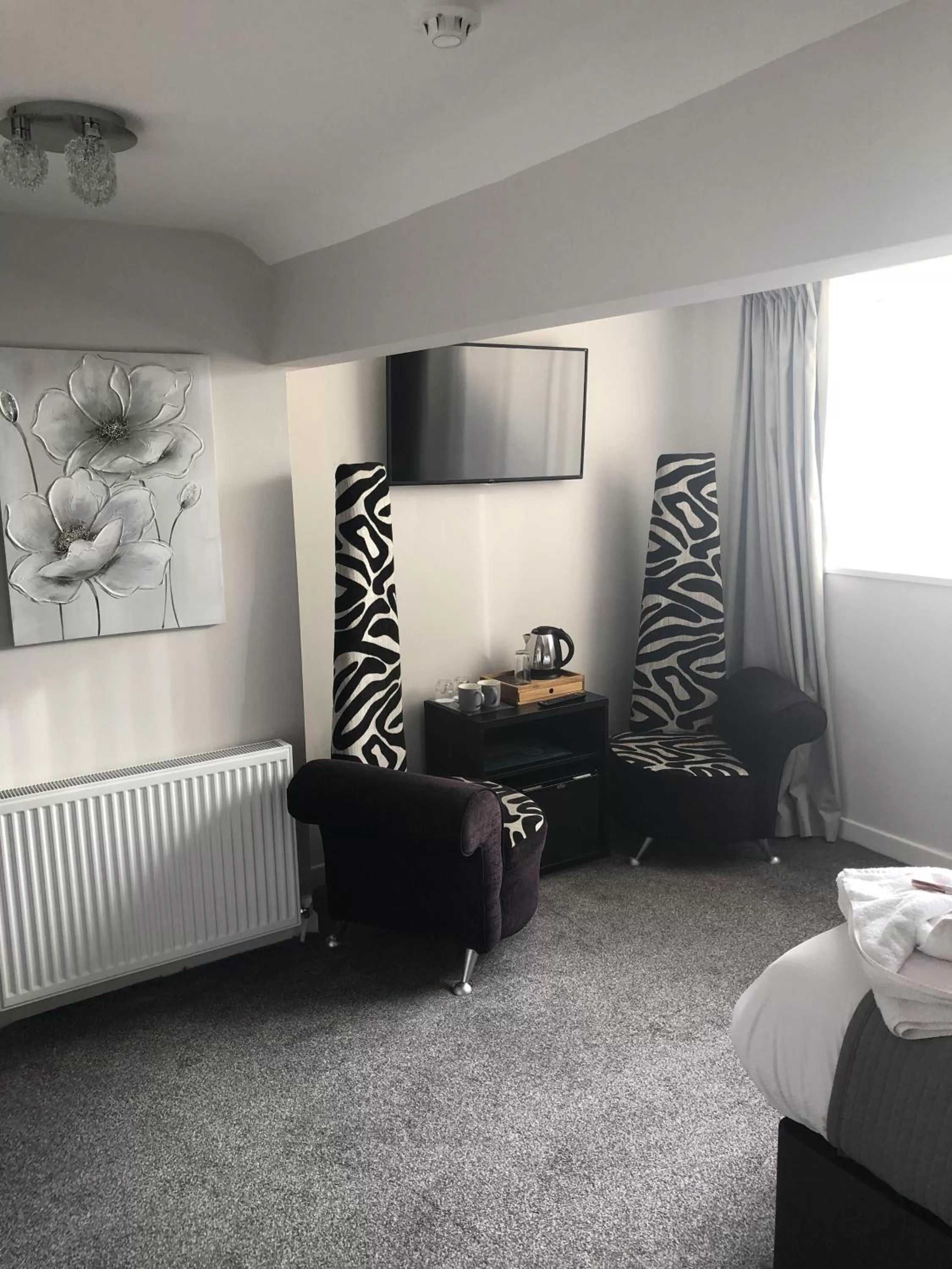 Bedroom, Seating Area in Fox lodge