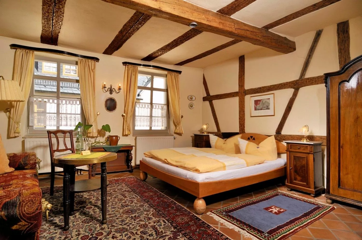 Photo of the whole room, Bed in Matsch - Plauens älteste Gastwirtschaft