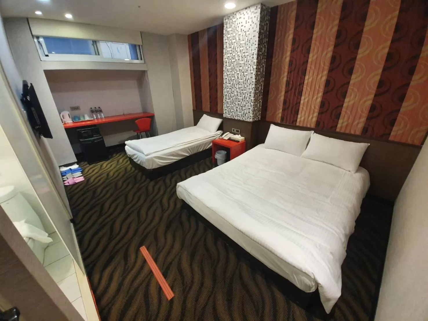 Bed in Funny Ximen Hotel