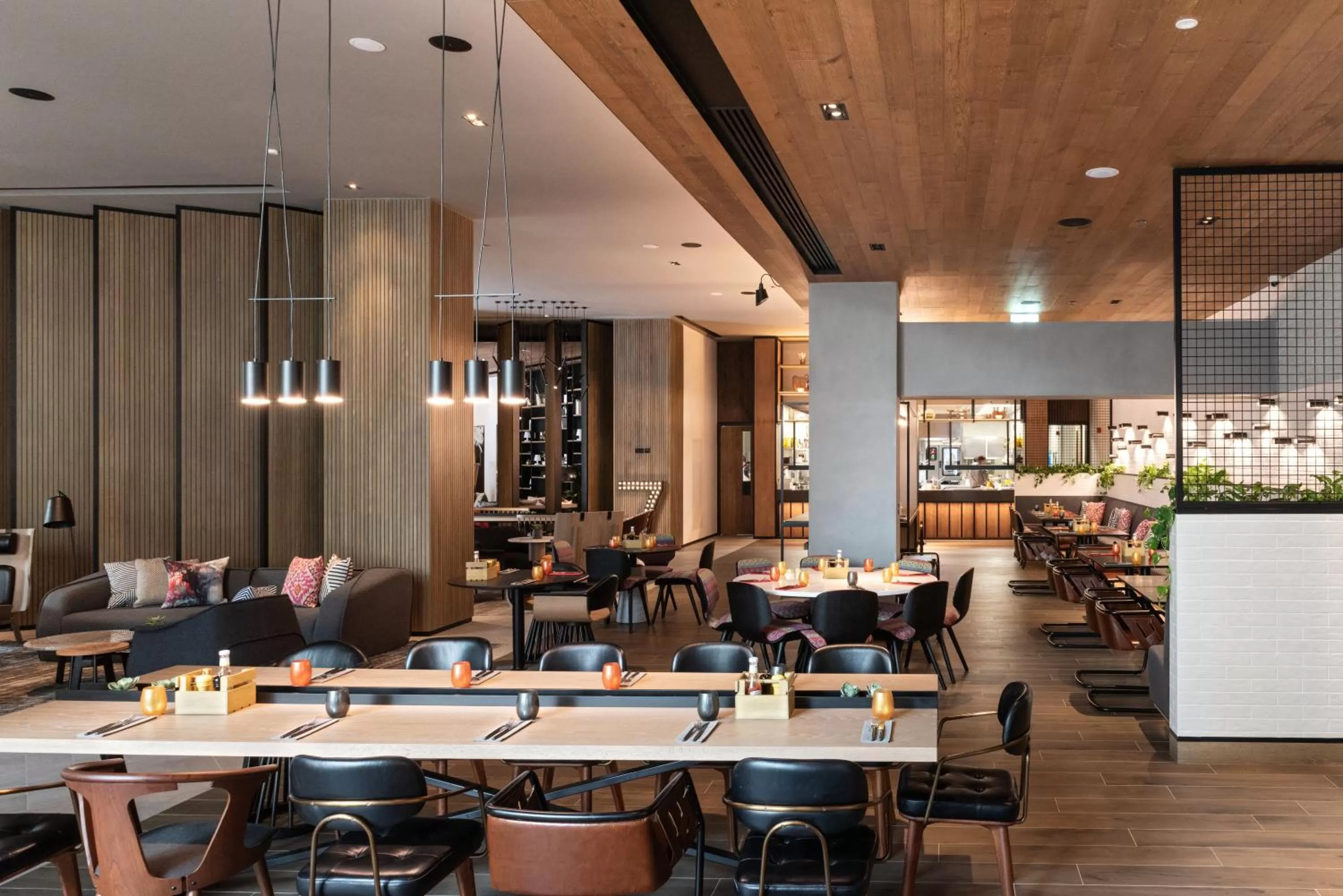 Restaurant/places to eat in Zabeel House The Greens by Jumeirah