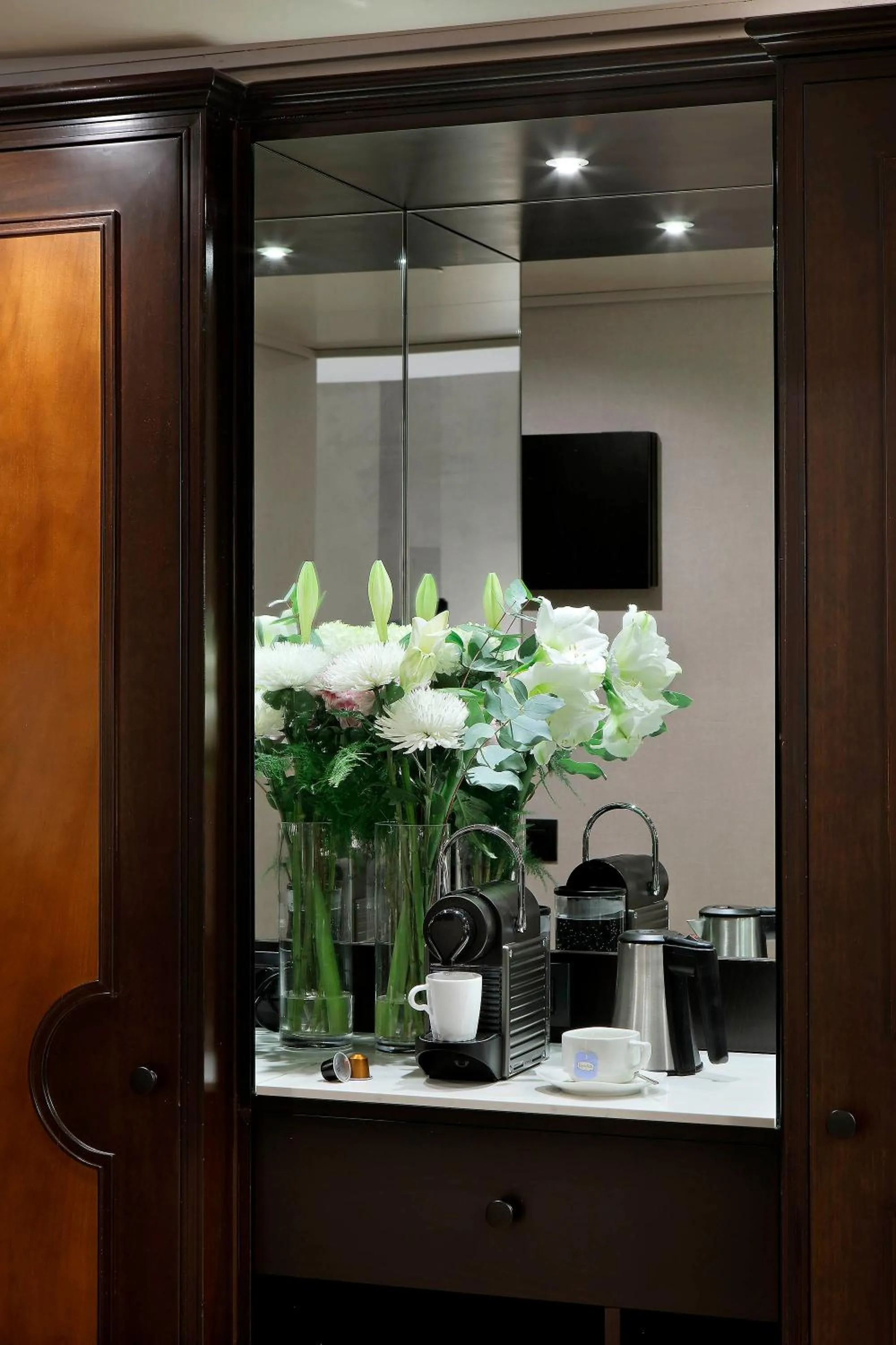 Coffee/tea facilities in Hyatt Regency Hesperia Madrid