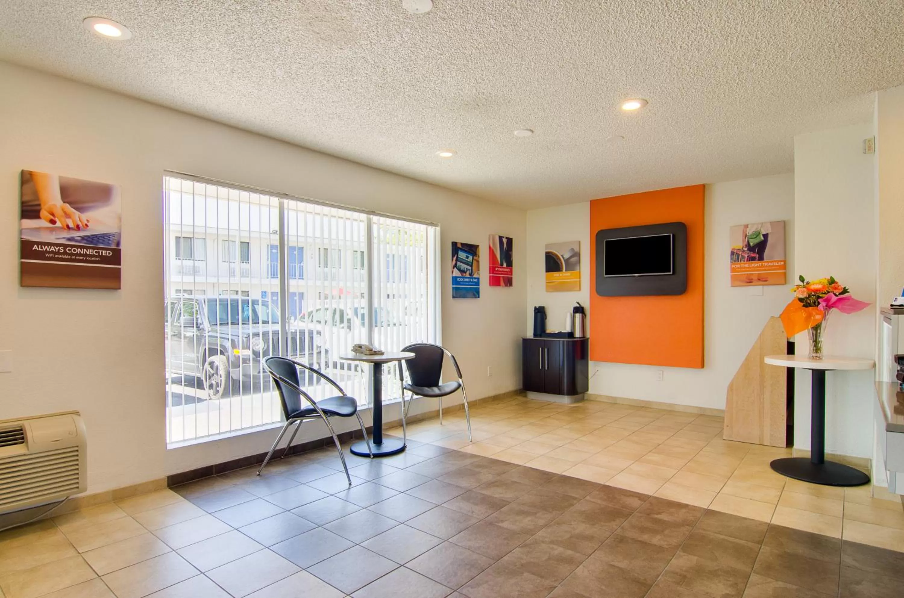 Lobby or reception in Motel 6-Tacoma, WA - Fife