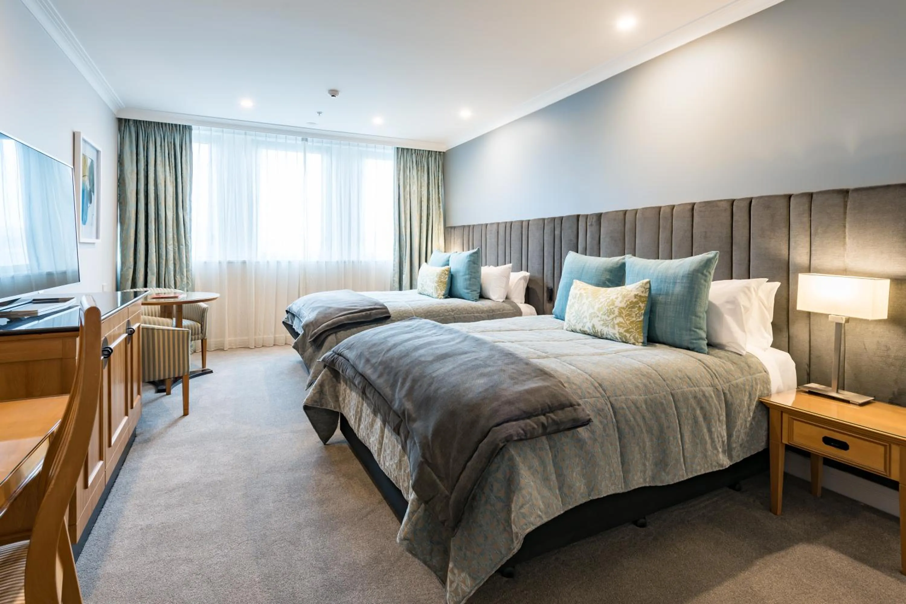 Bedroom, Bed in Distinction Christchurch Hotel