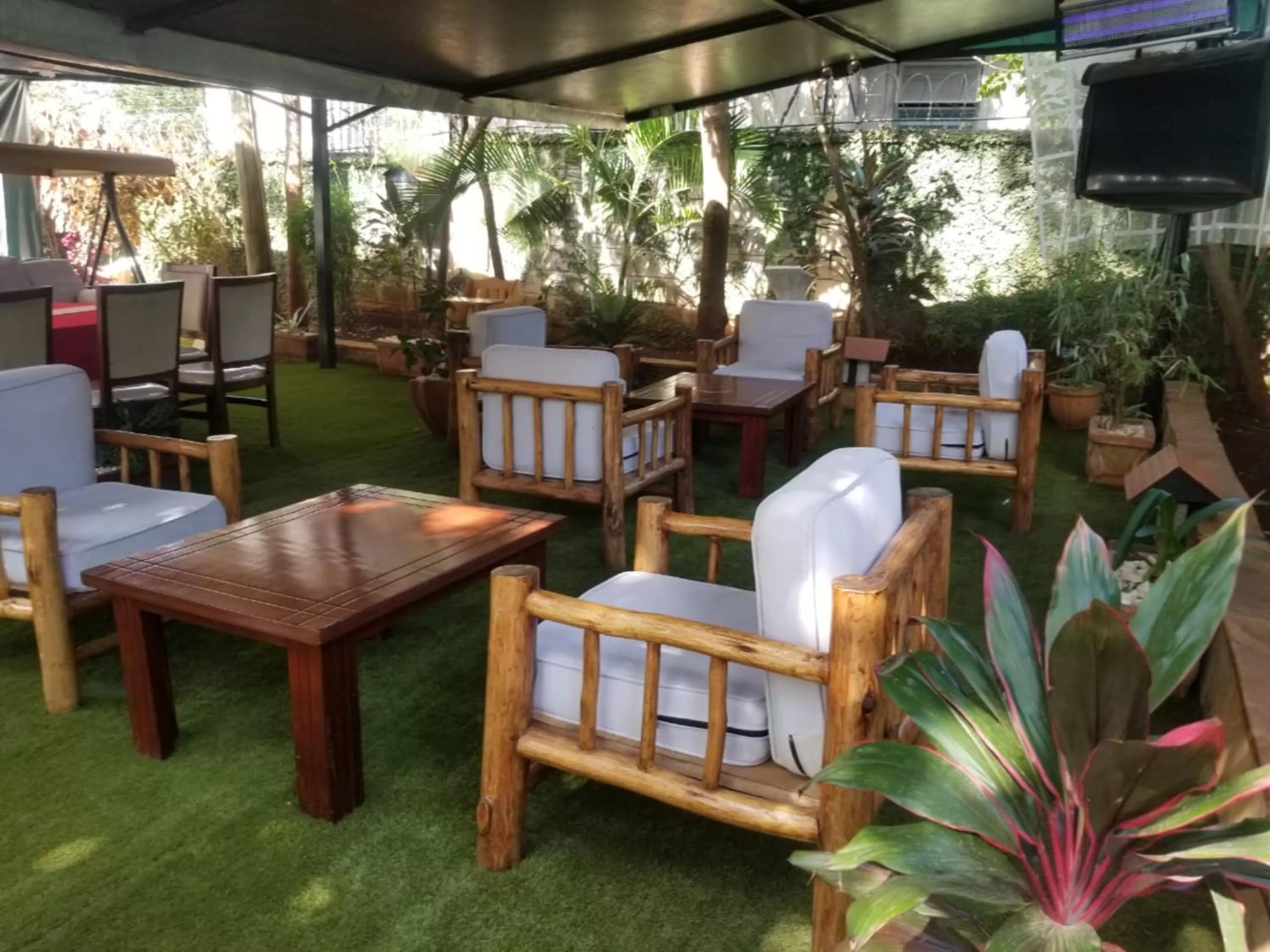 Restaurant/places to eat in Lovely Garden Guest Home