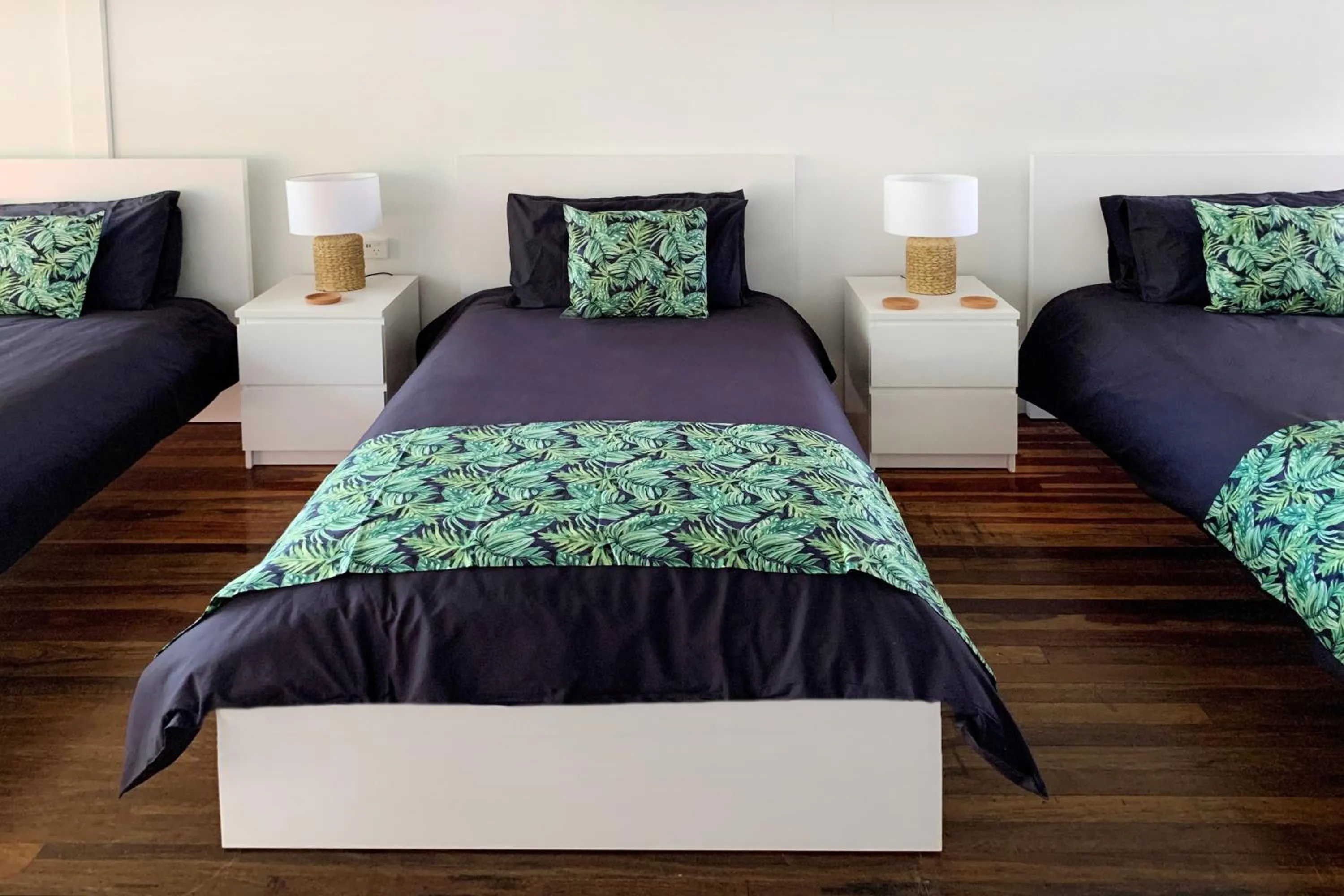 Bed in Airlie Beach Magnums - Adults Only