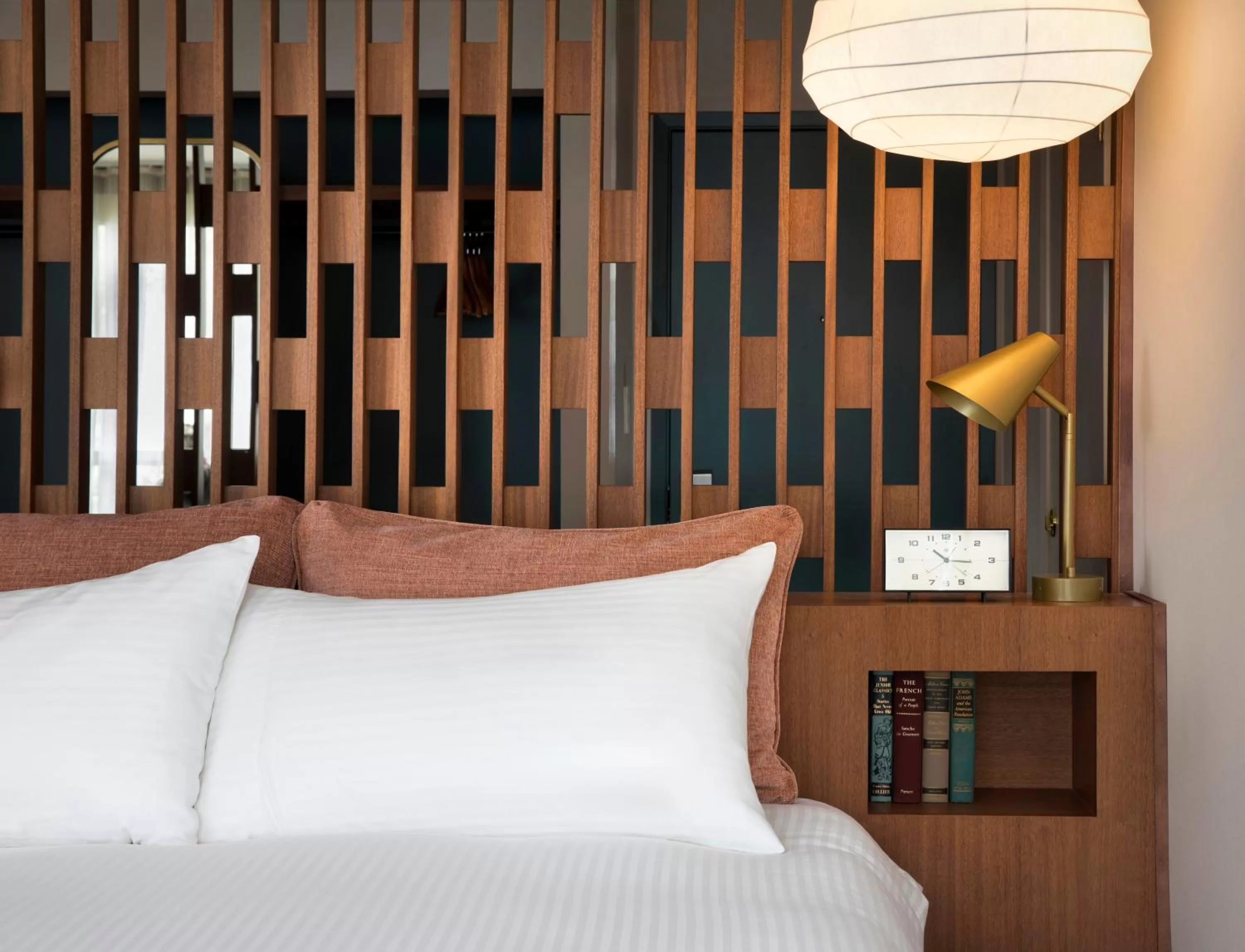 ADA Compliant Classic Two Double Beds with roll-in shower in Flamingo Resort & Spa Santa Rosa Sonoma, Tapestry by Hilton