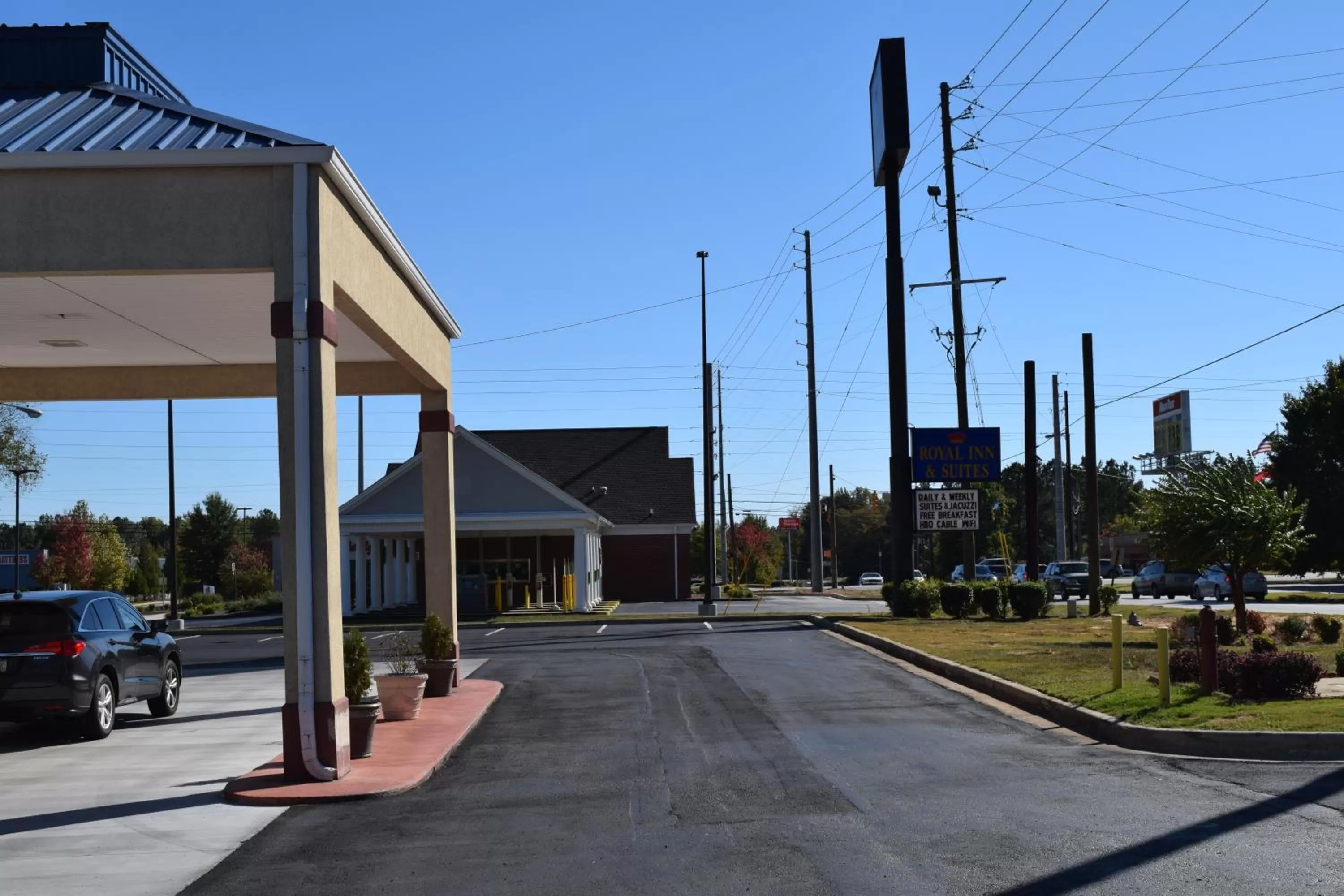 Street view in Royal Inn & Suites