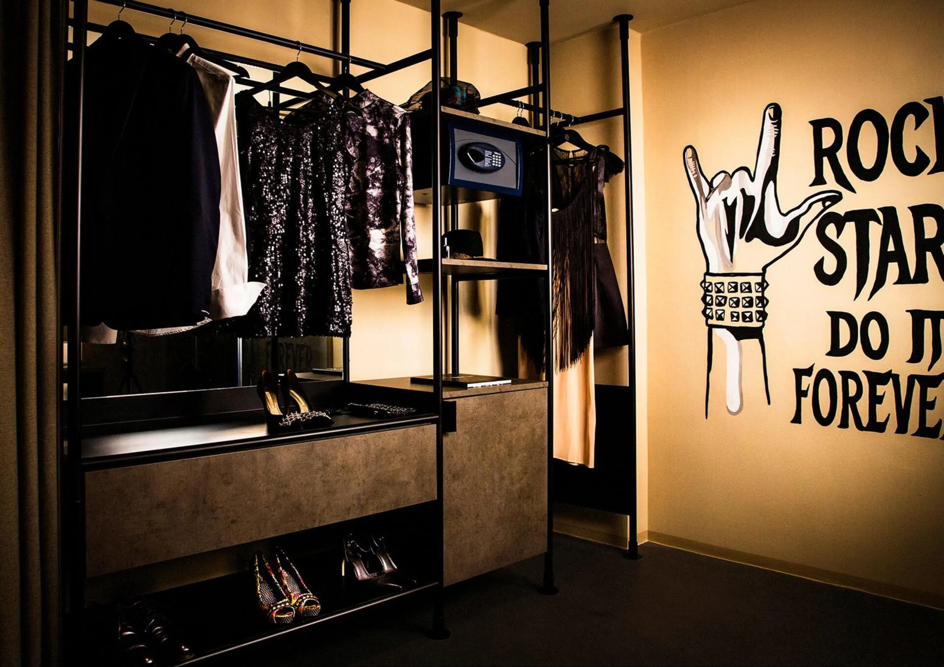 storage in JAMS Music Hotel Munich