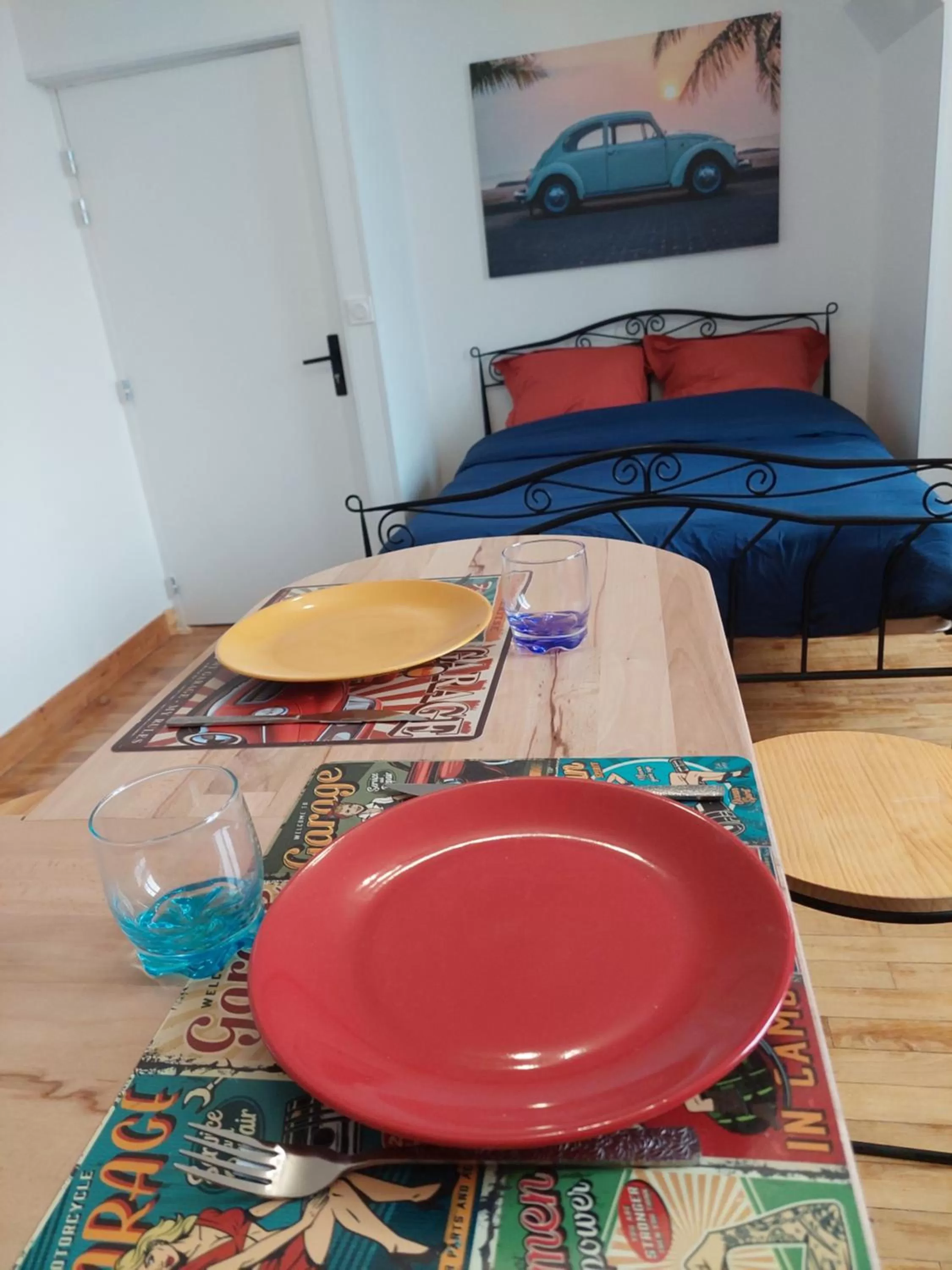 Bed in Kilomètre 99