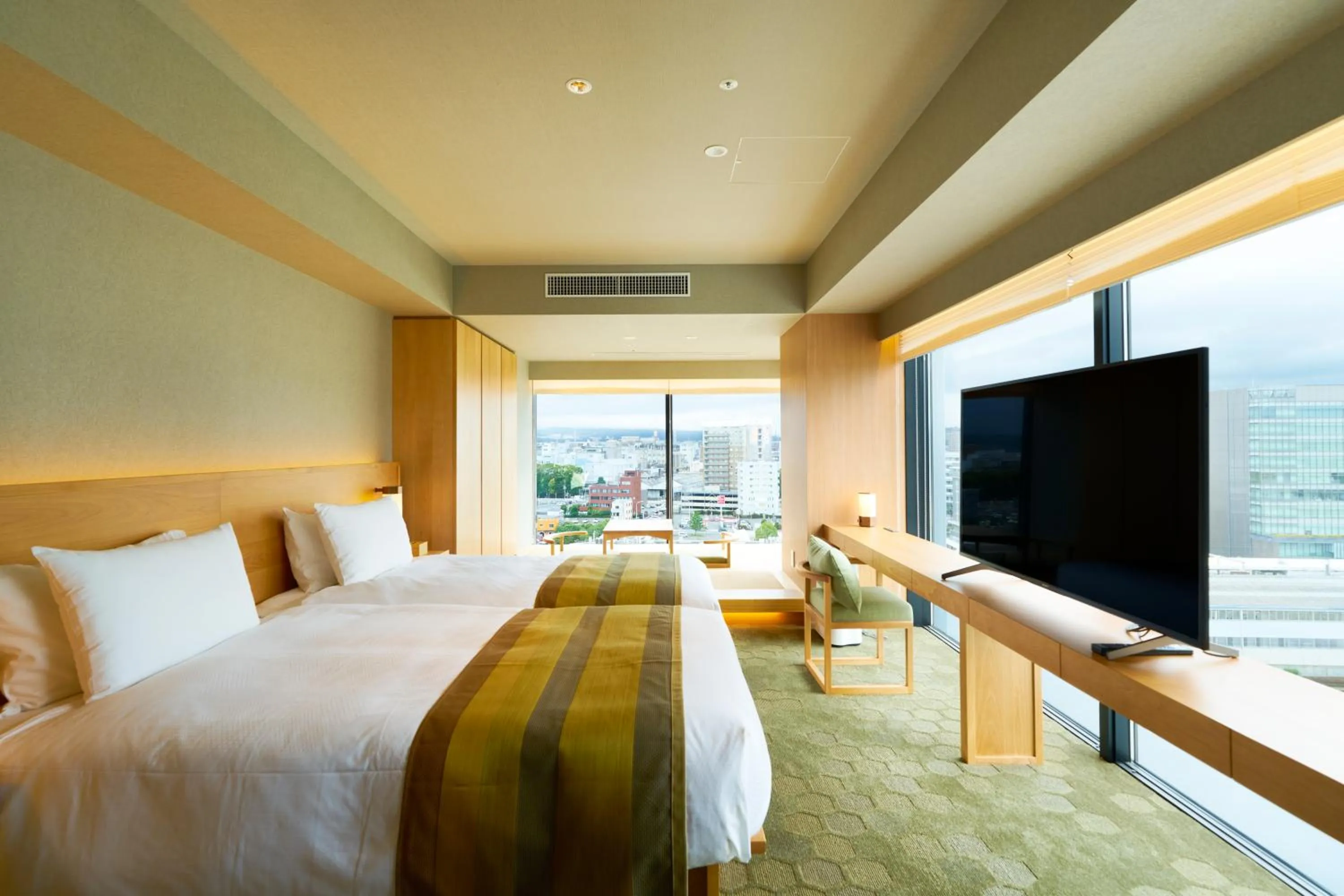 Photo of the whole room, Bed in Fujisan Mishima Tokyu Hotel