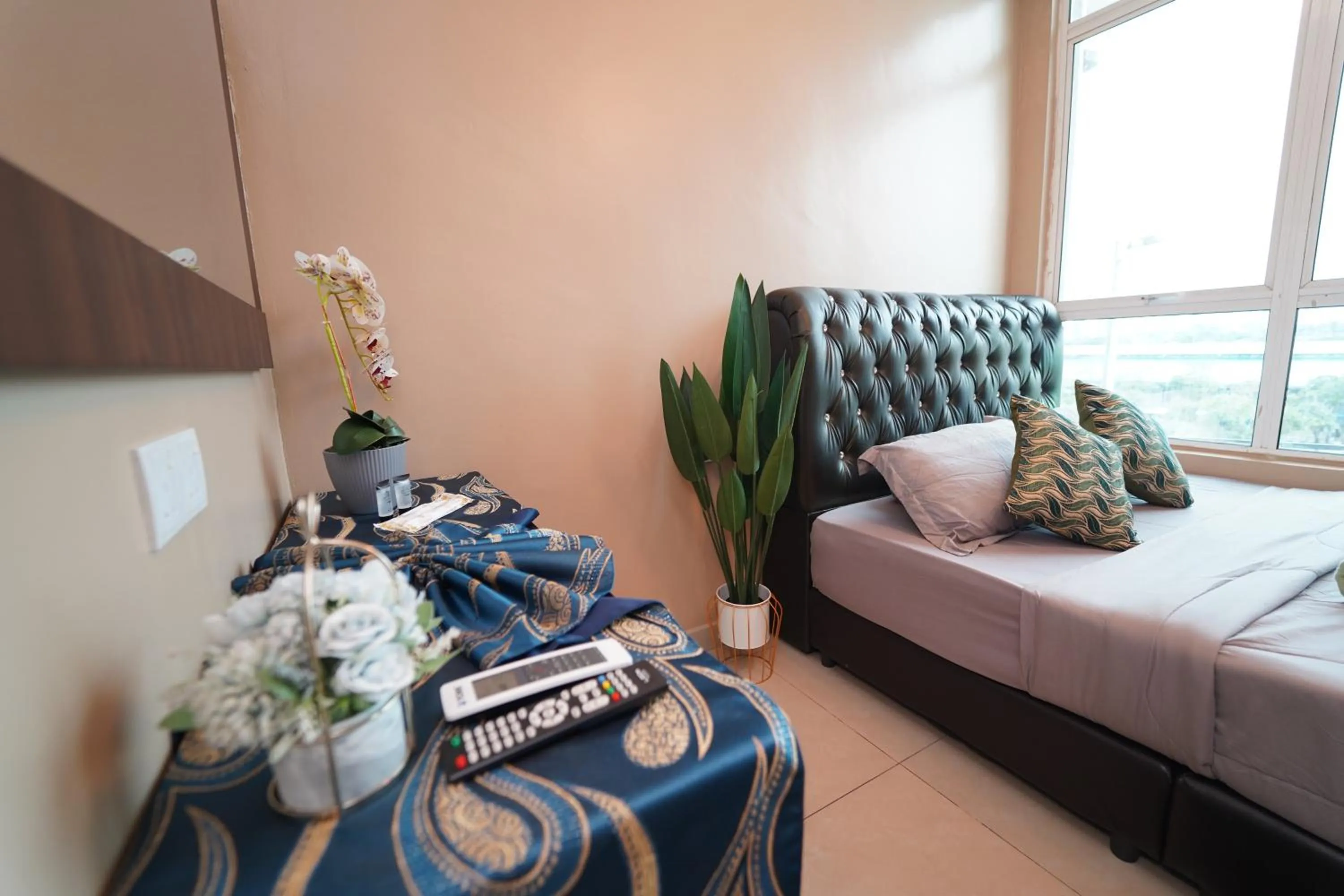 Bed in Ghazrin's Classic Hotel JB