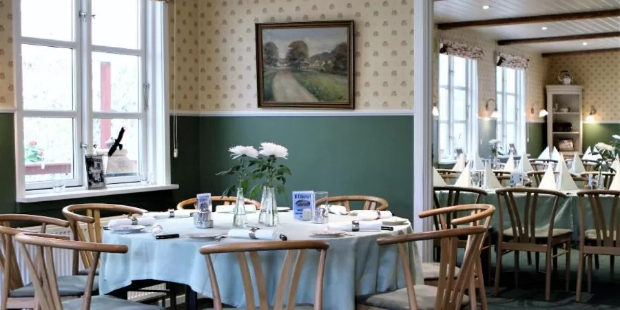 Restaurant/places to eat in Bromølle Kro