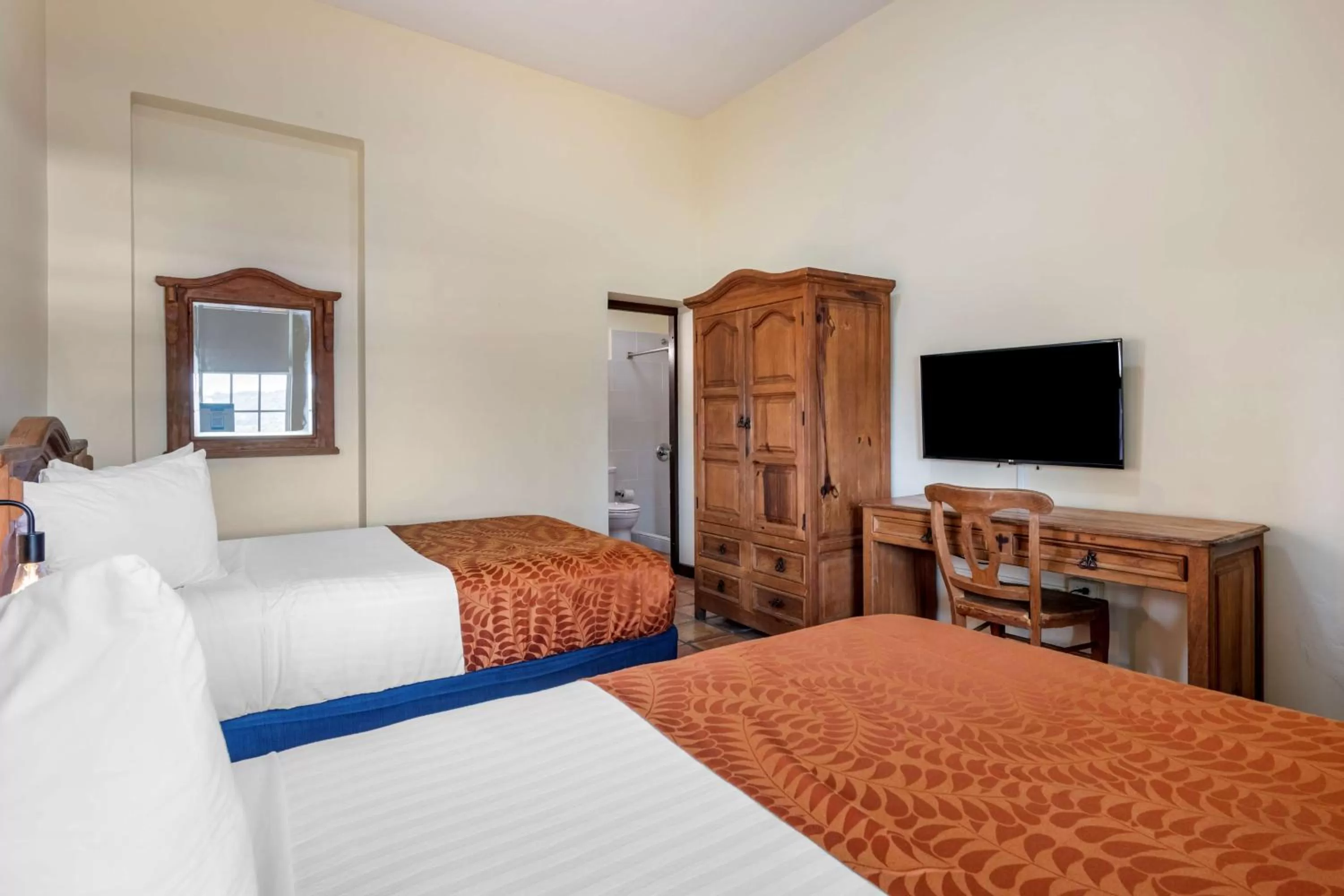 Bedroom, Bed in Hotel Mayaguez Plaza, BW Signature Collection