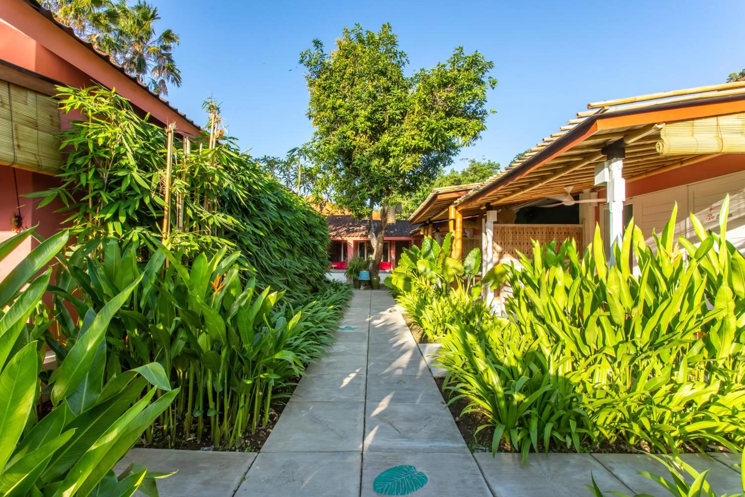 Garden in PinkPrivate Sanur - for Cool Adults Only