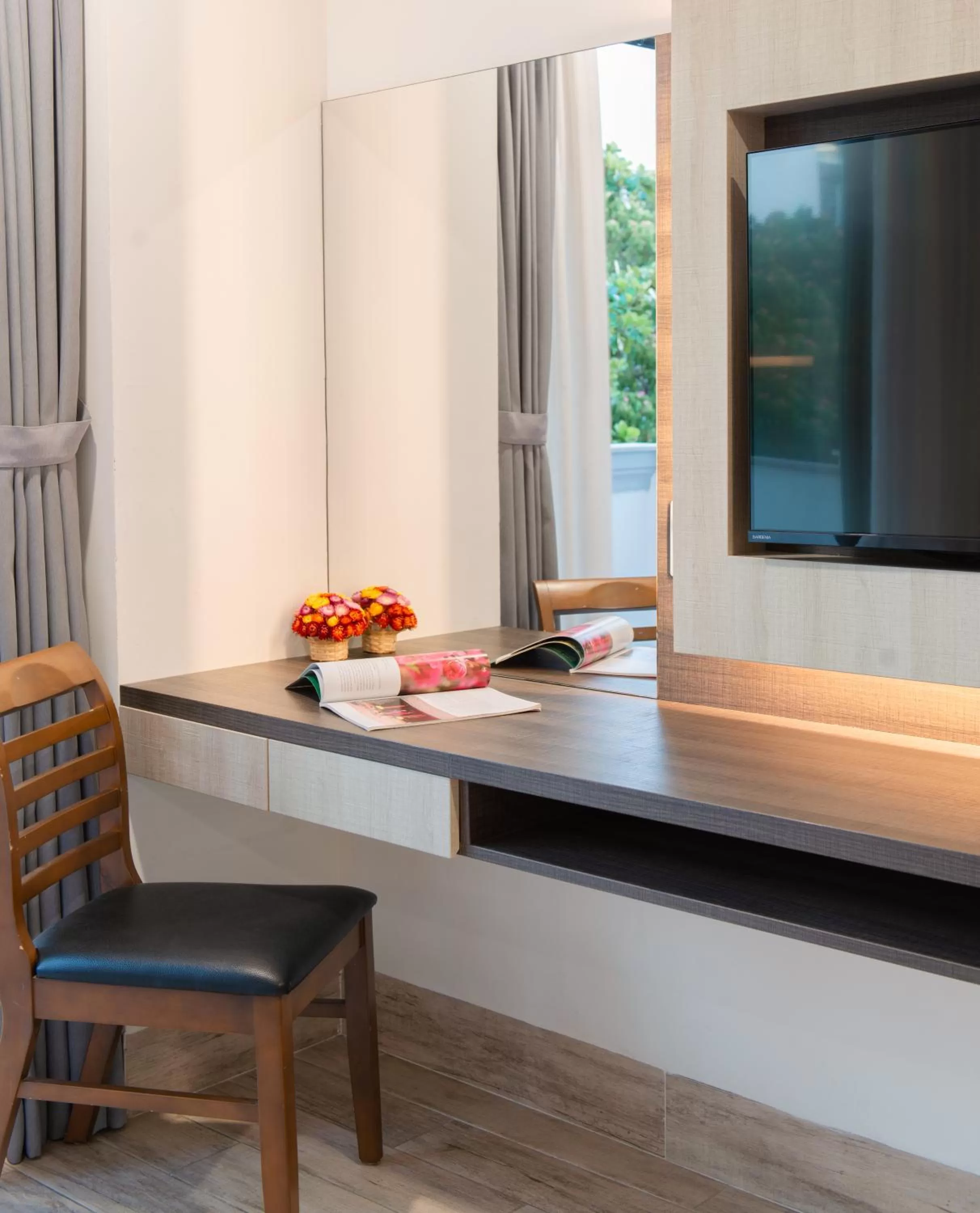 TV and multimedia in Seven Seas Hotel Nha Trang