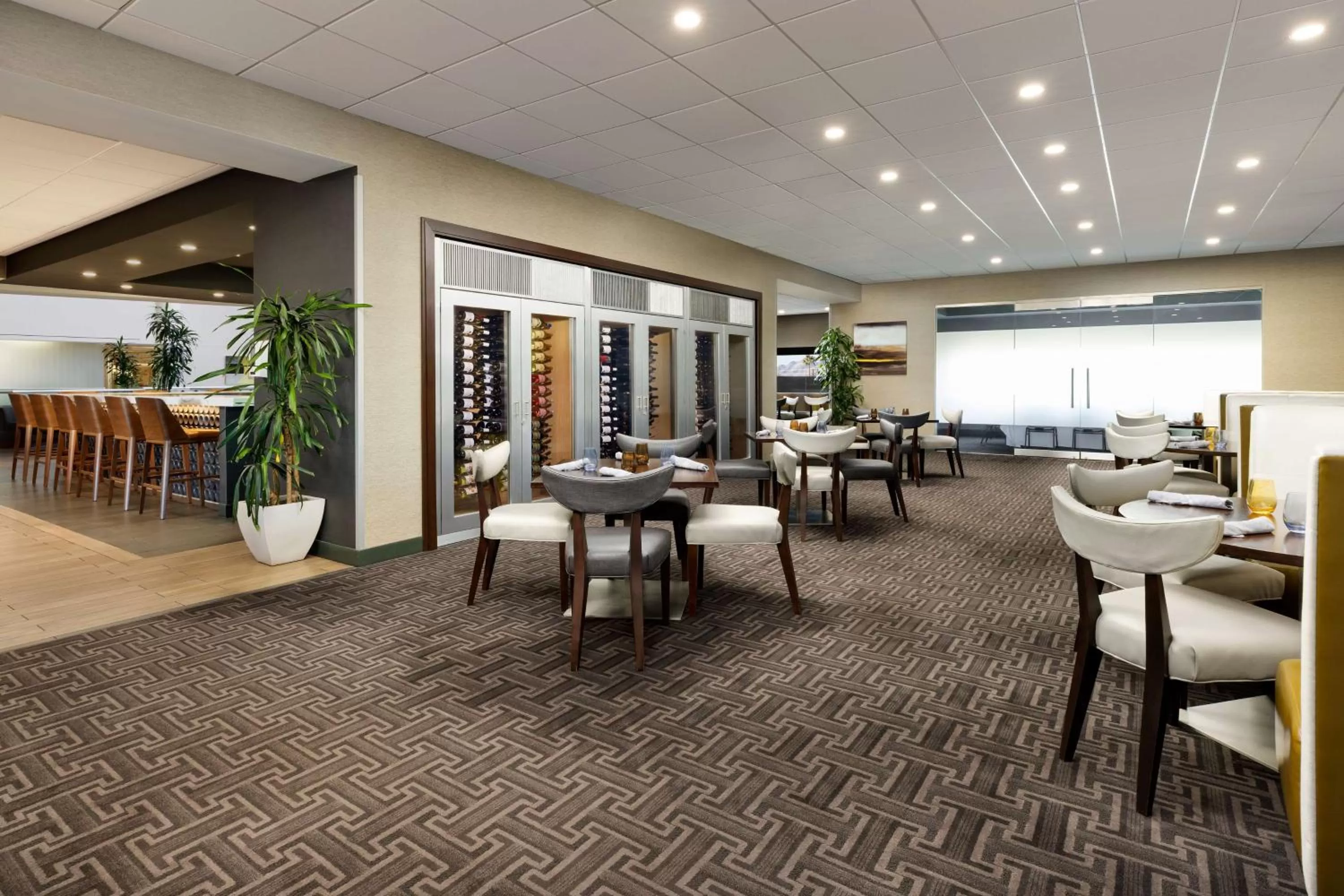 Restaurant/places to eat in Hilton Tucson East