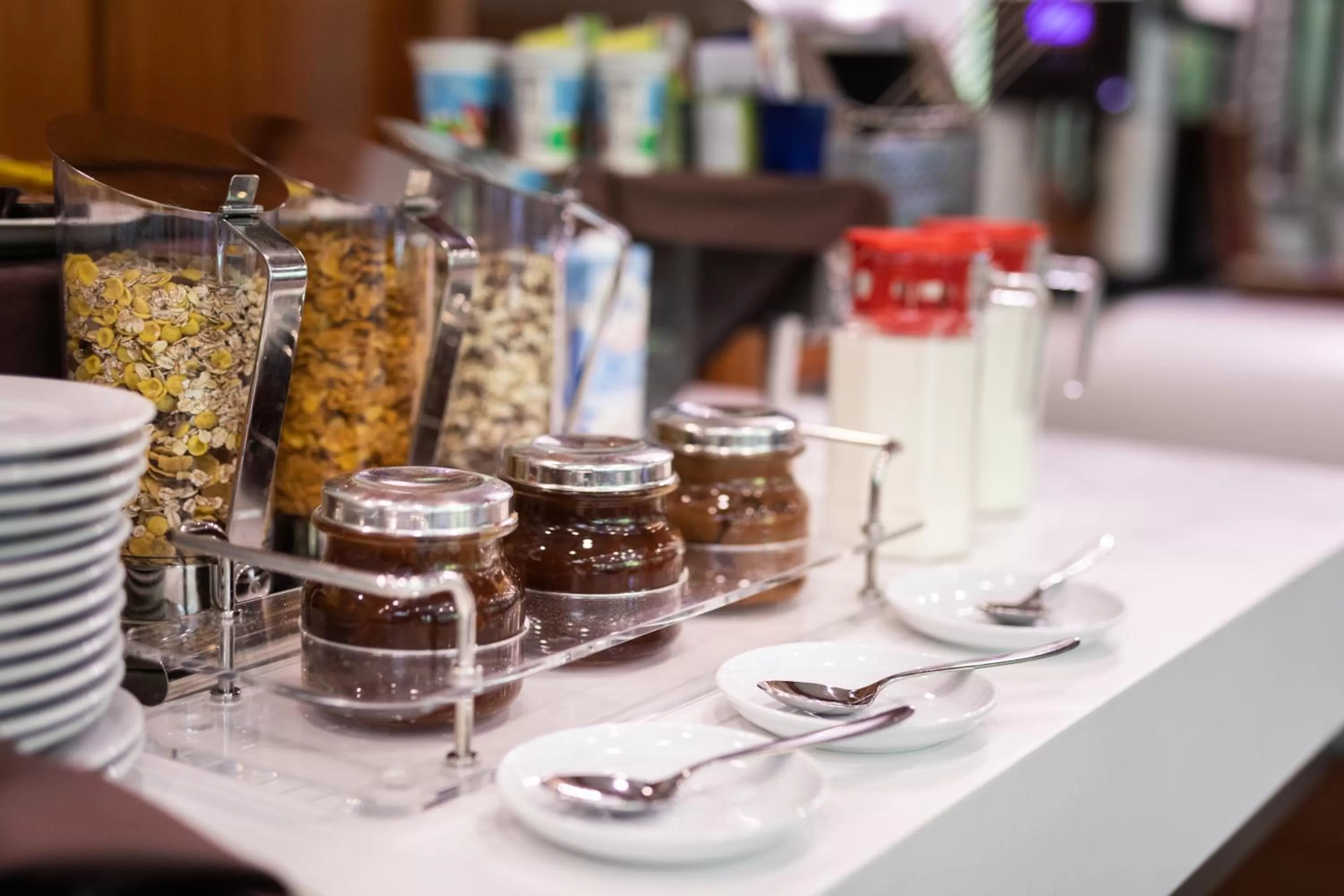 Buffet breakfast in Hotel M