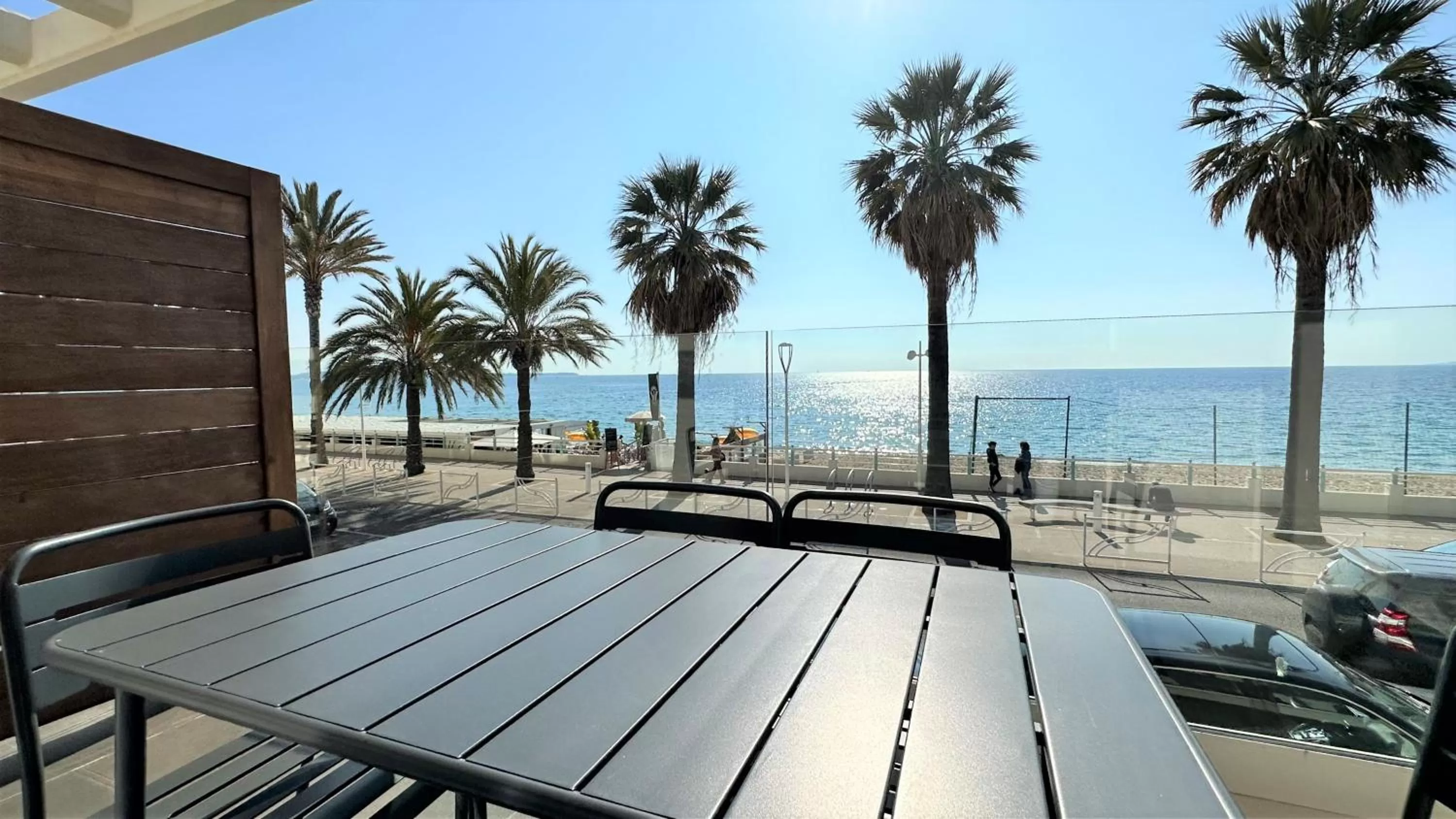 Patio, Sea View in LE MIDI 8 by ESTATES CANNES