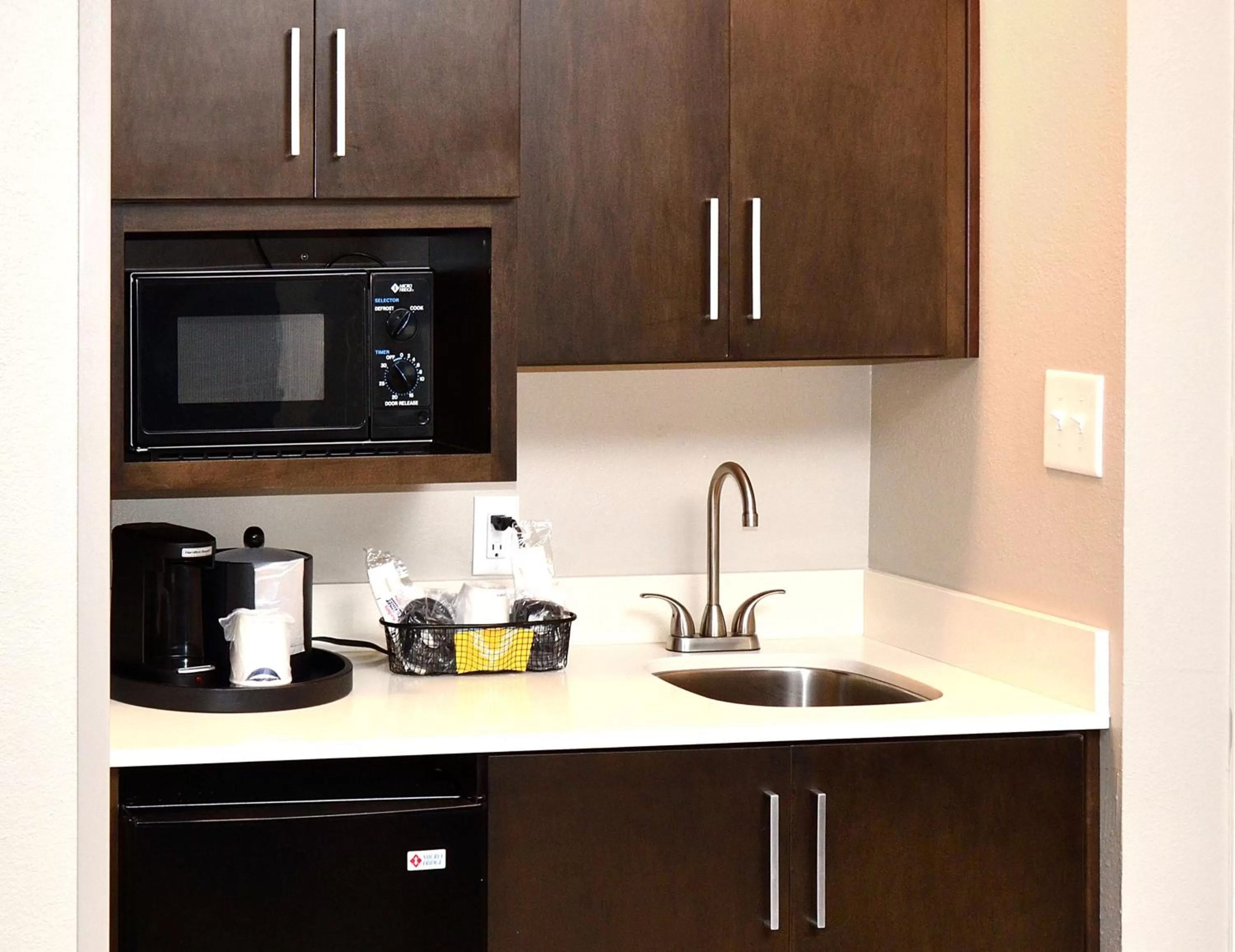 Photo of the whole room in Hampton Inn Santee-I-95