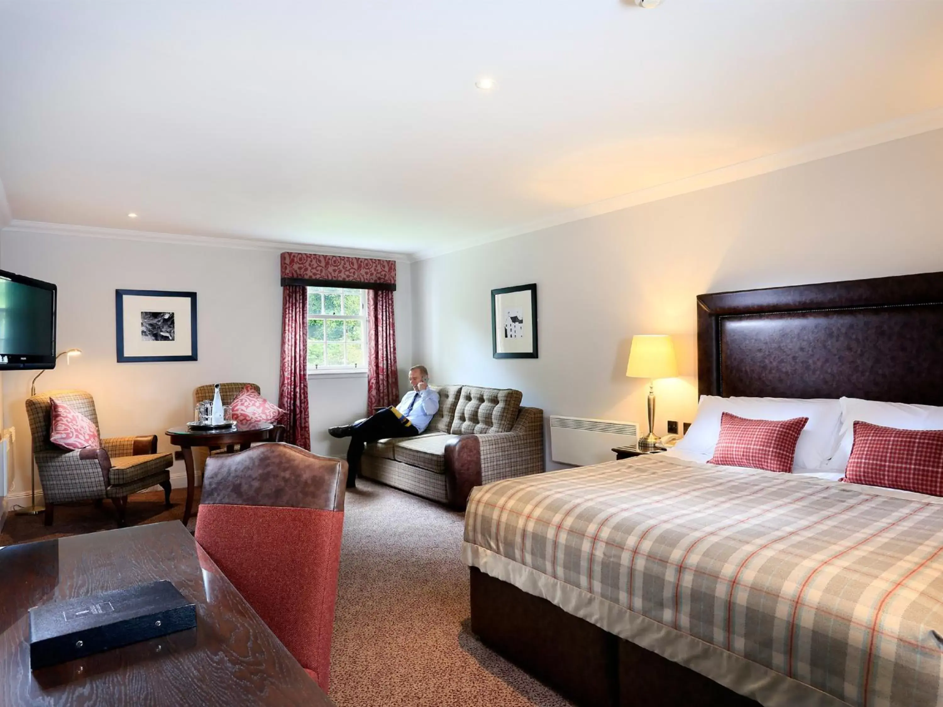 Executive Family Room in Macdonald Houstoun House Executive Family Room in Macdonald Houstoun House