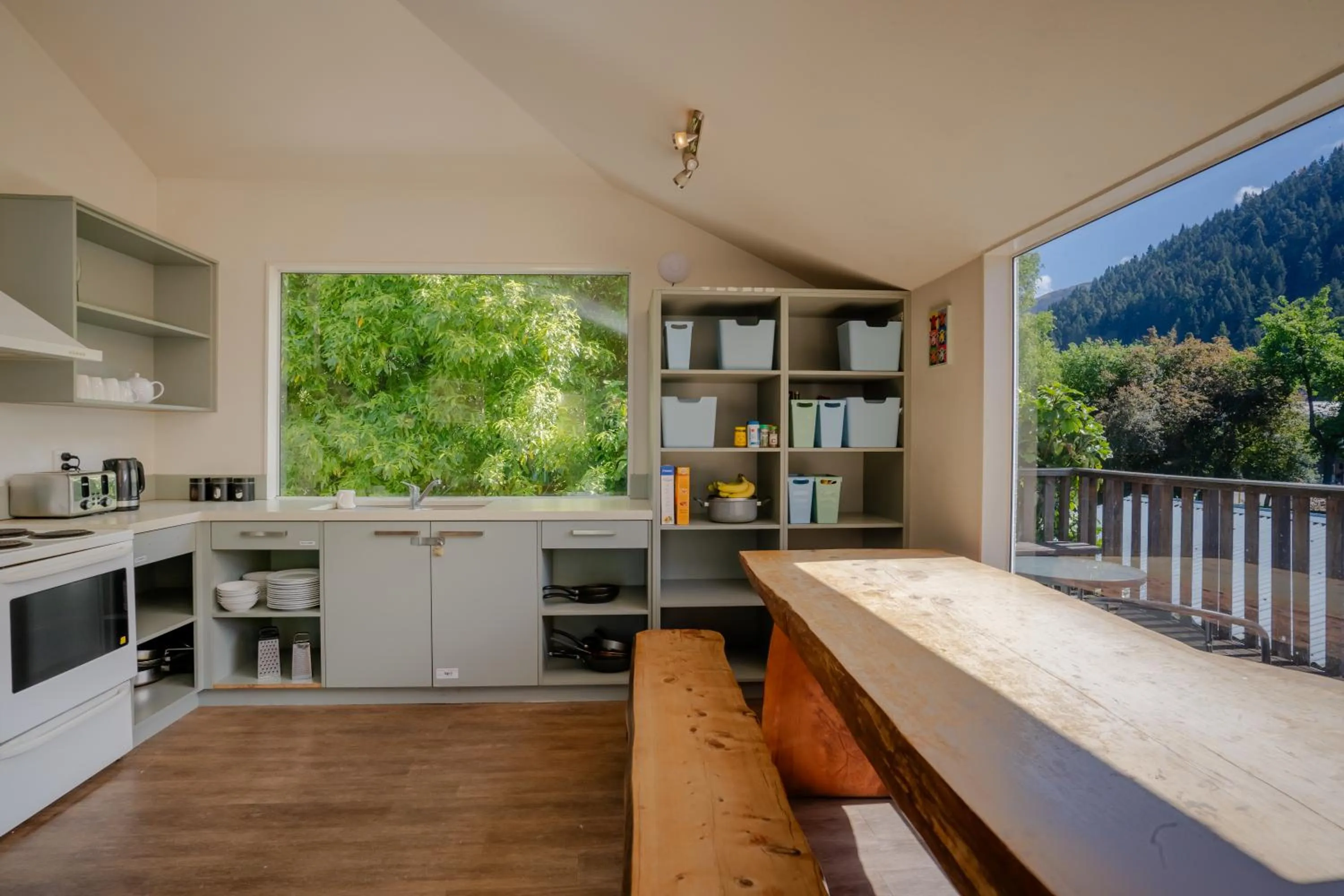Kitchen or kitchenette in Haka House Queenstown
