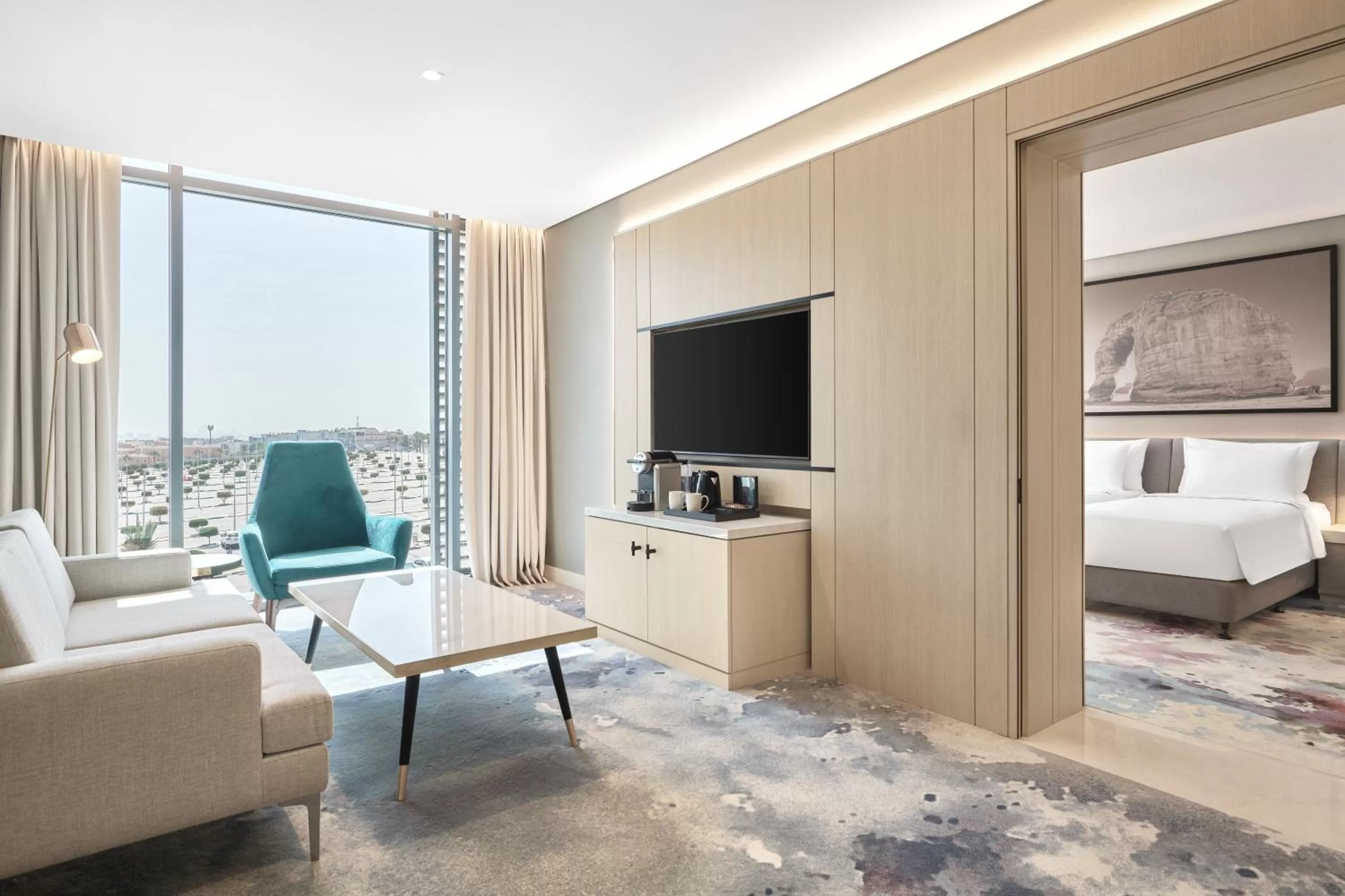 TV and multimedia, Bed in Radisson Blu Hotel Riyadh Convention and Exhibition Center