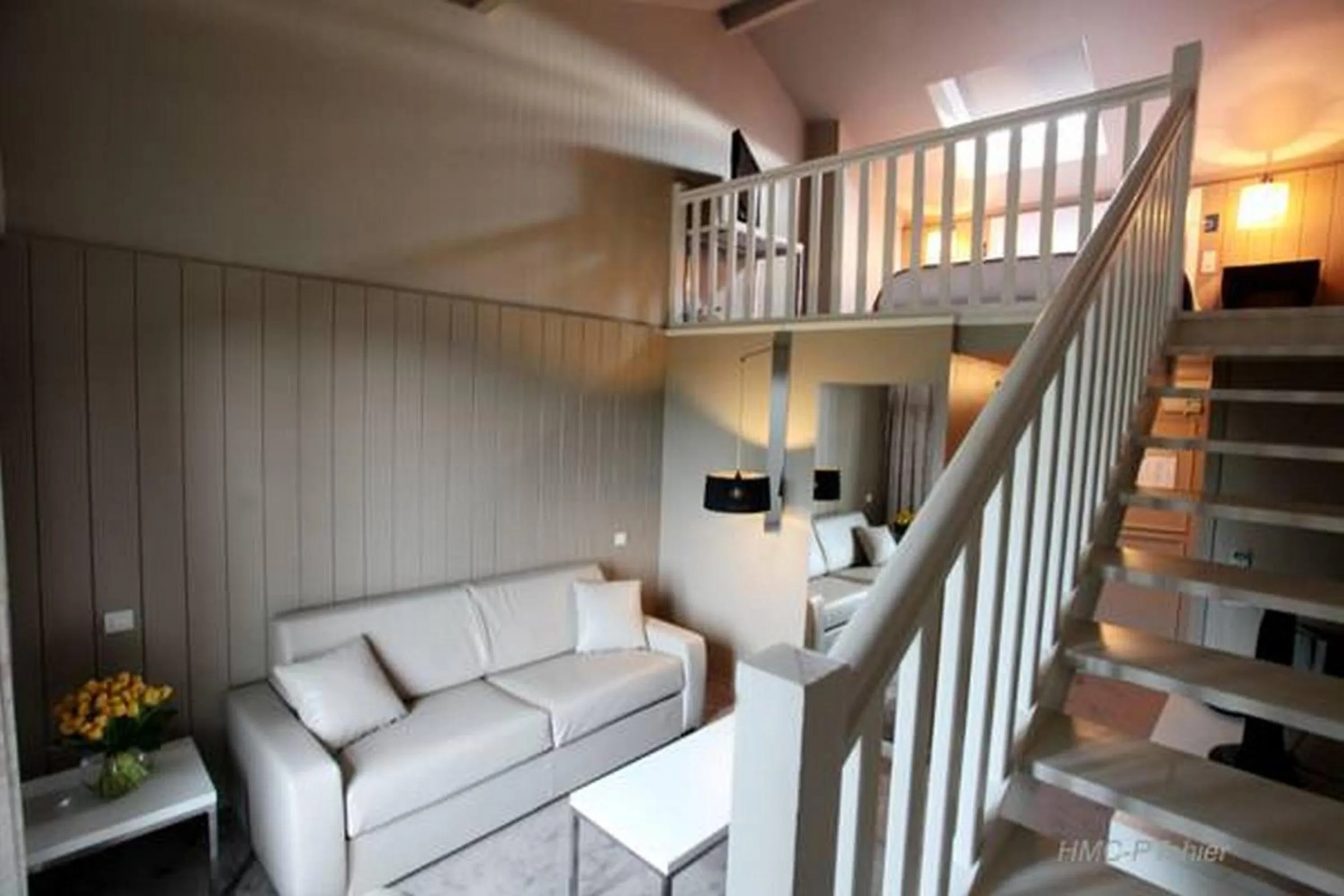 Bedroom in Hôtel et Résidence de Chiberta et du Golf