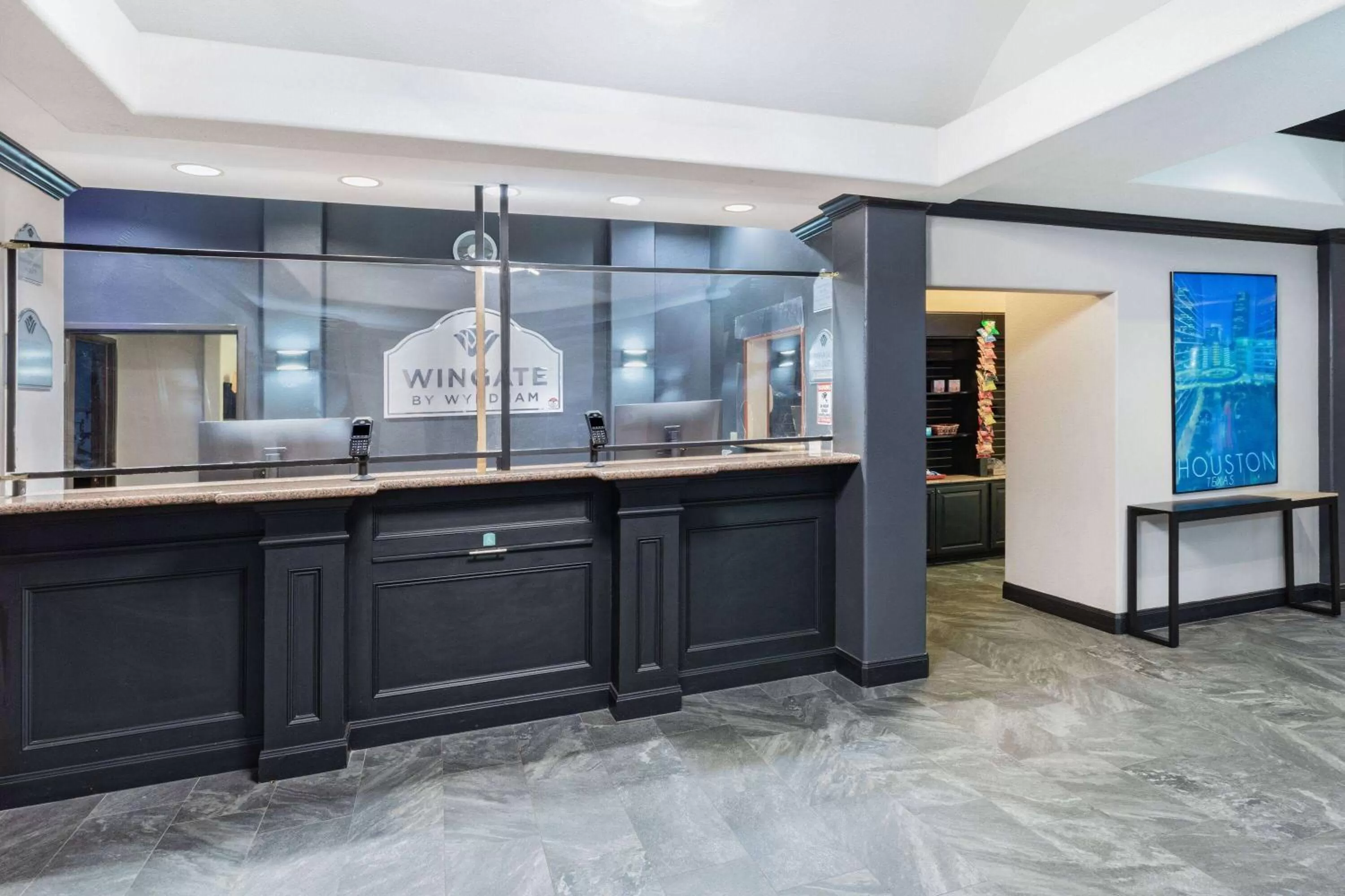 Lobby or reception in Wingate by Wyndham Houston Bush Intercontinental Airport
