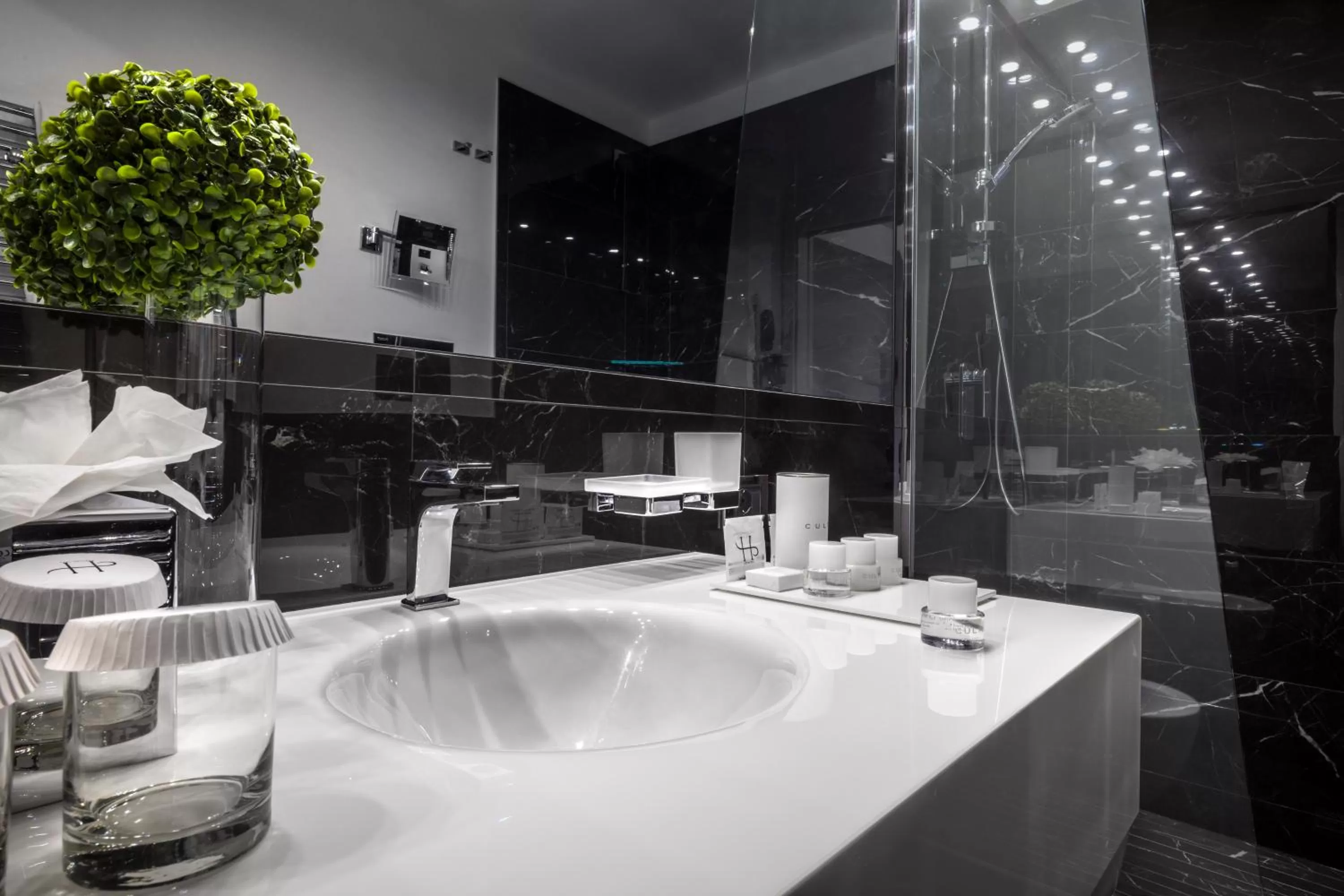 Bathroom in LHP Hotel River & SPA