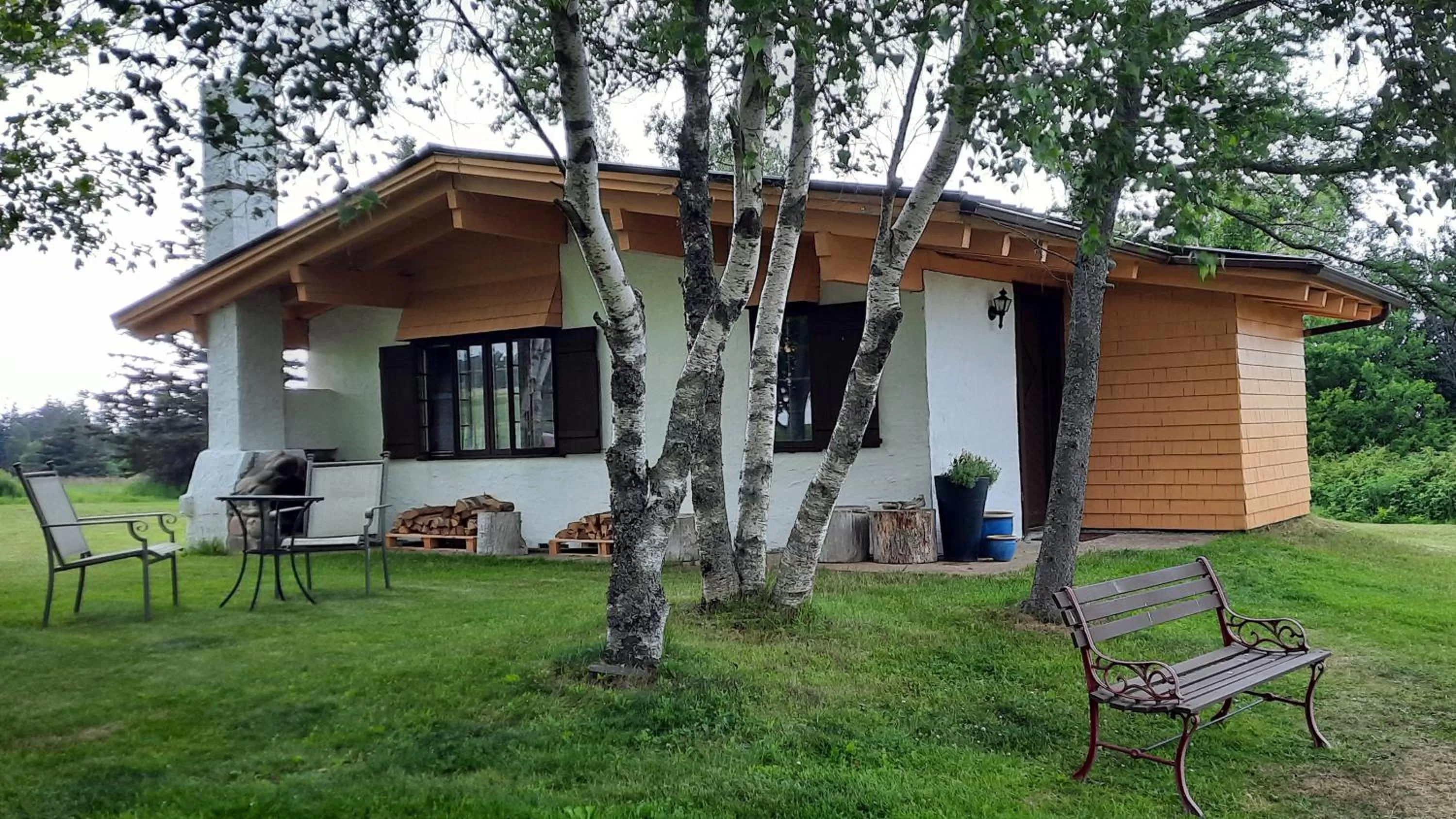 Property Building in Edelweiss Inn Nova Scotia