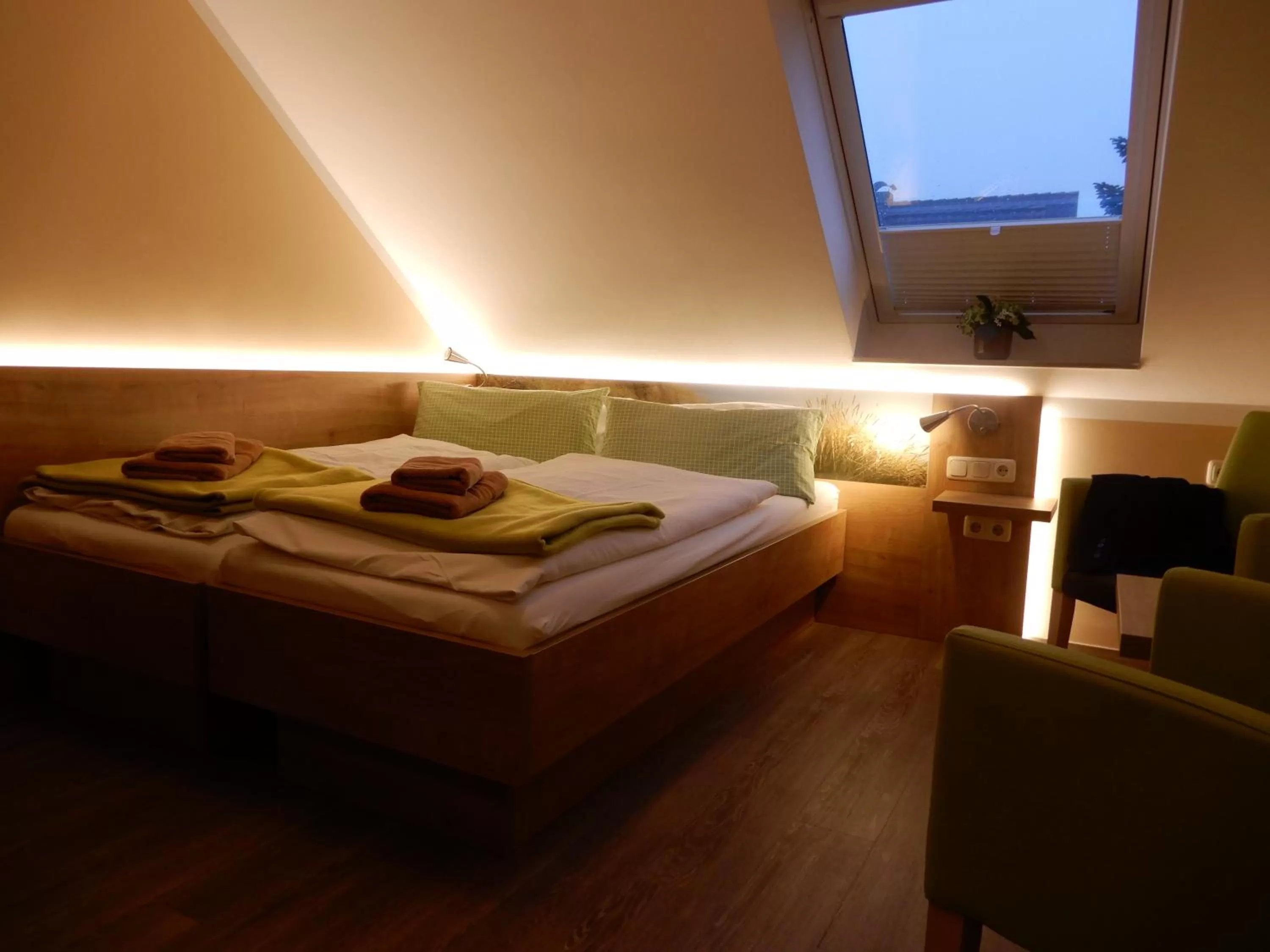 Decorative detail, Bed in Hotel Pension Am Hafen