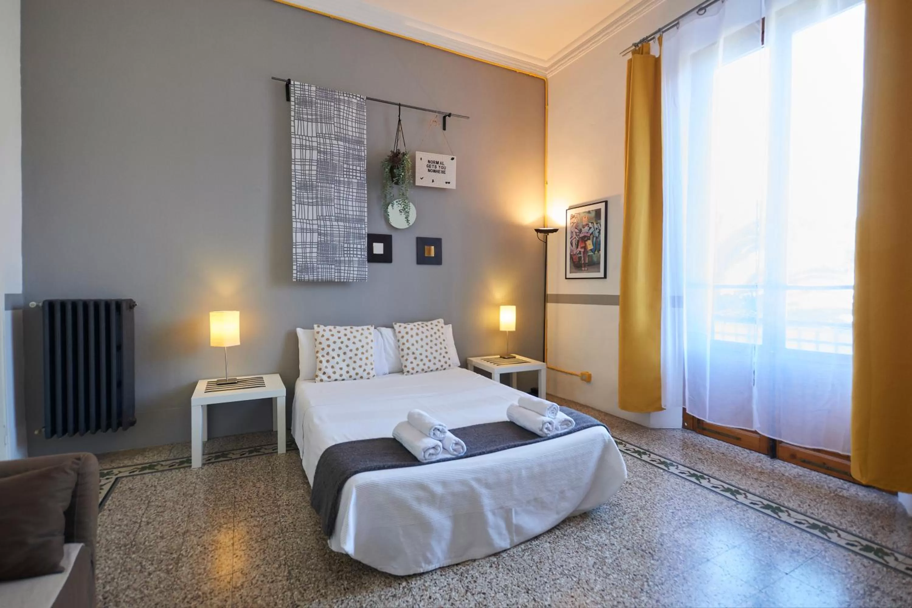 Bed in B&B In Centro