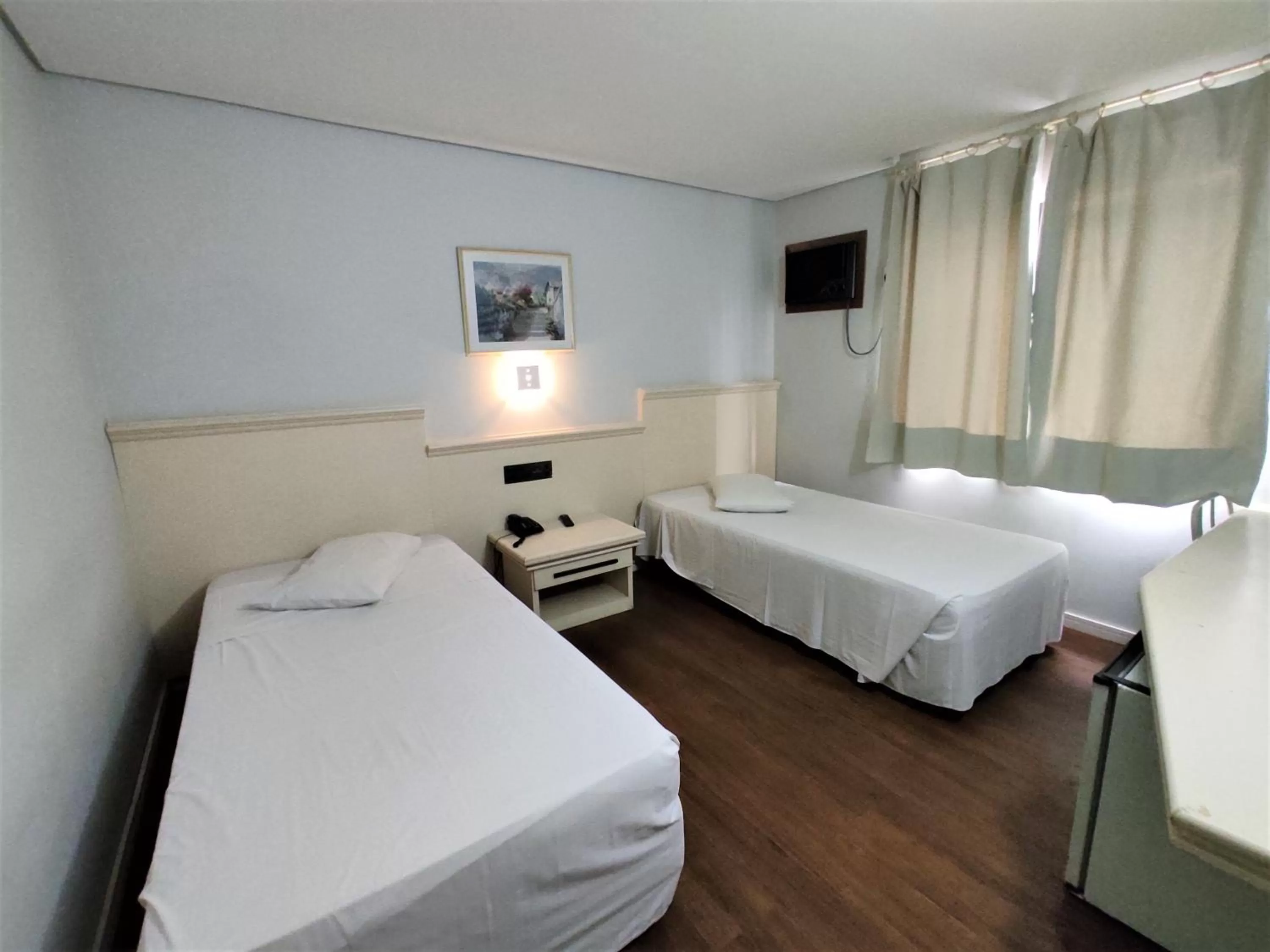 Bedroom, Bed in Granville Hotel