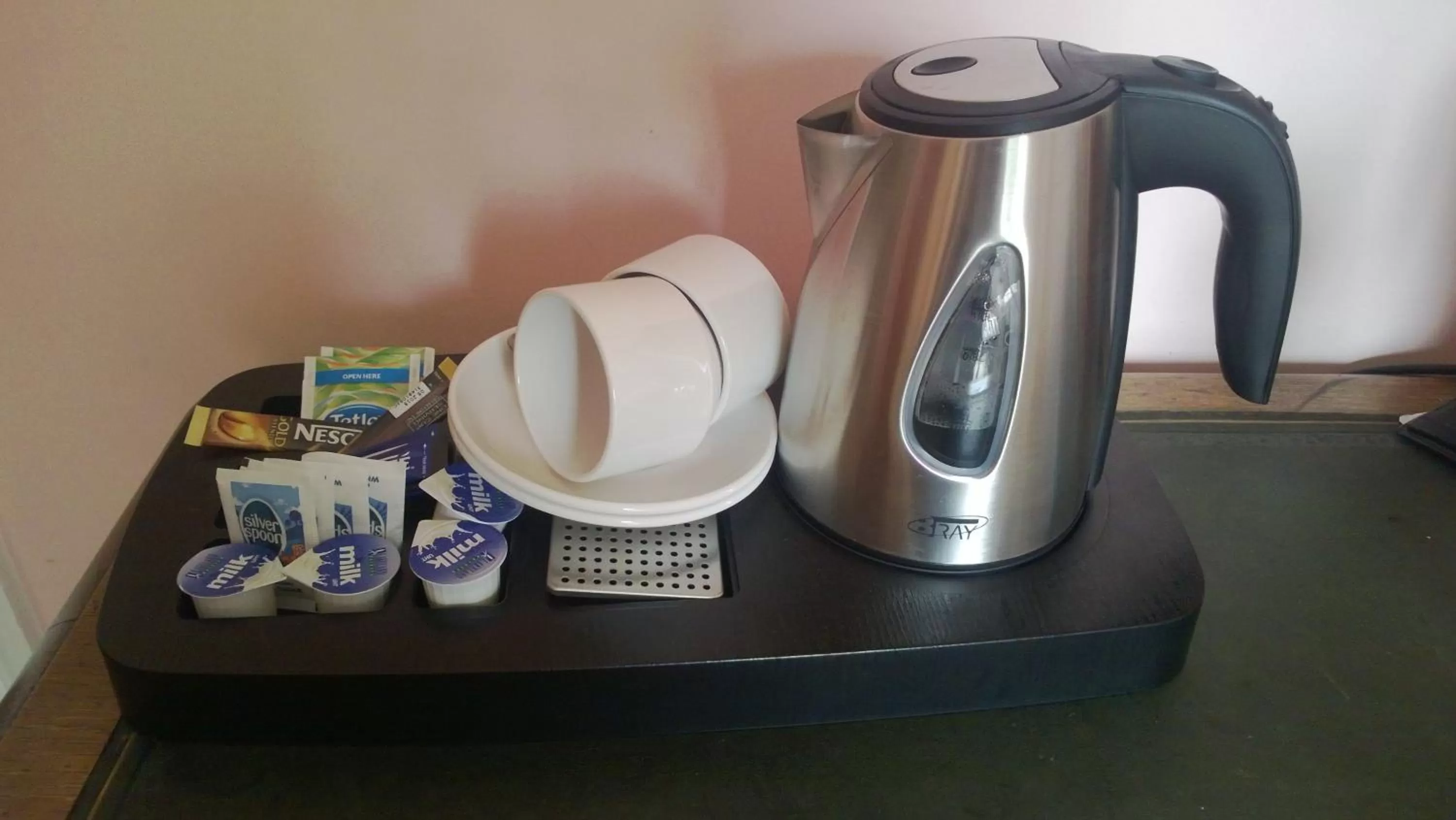 Coffee/tea facilities in Temple House