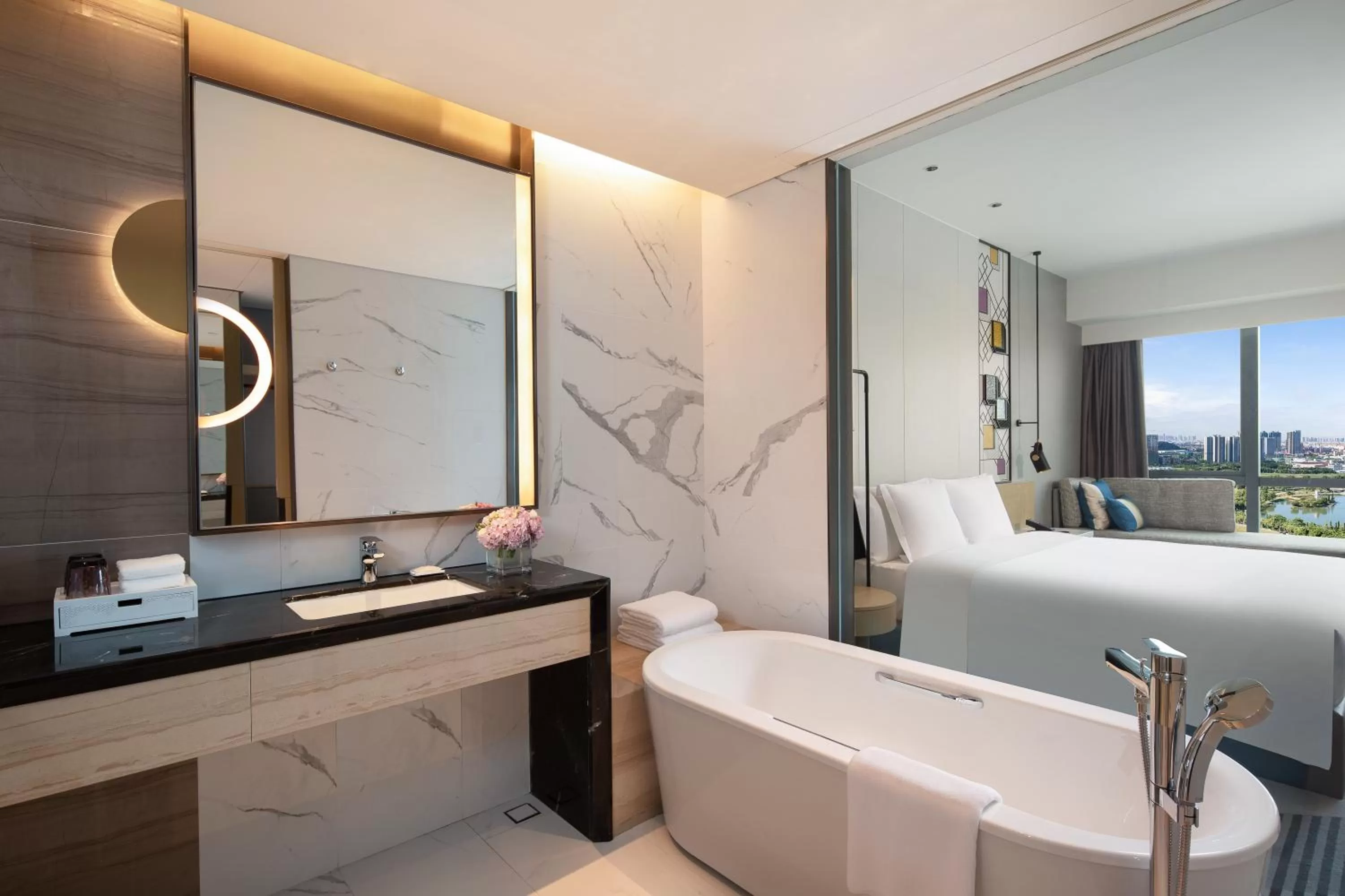 Bathroom in Crowne Plaza Foshan Nanhai-an IHG Hotel
