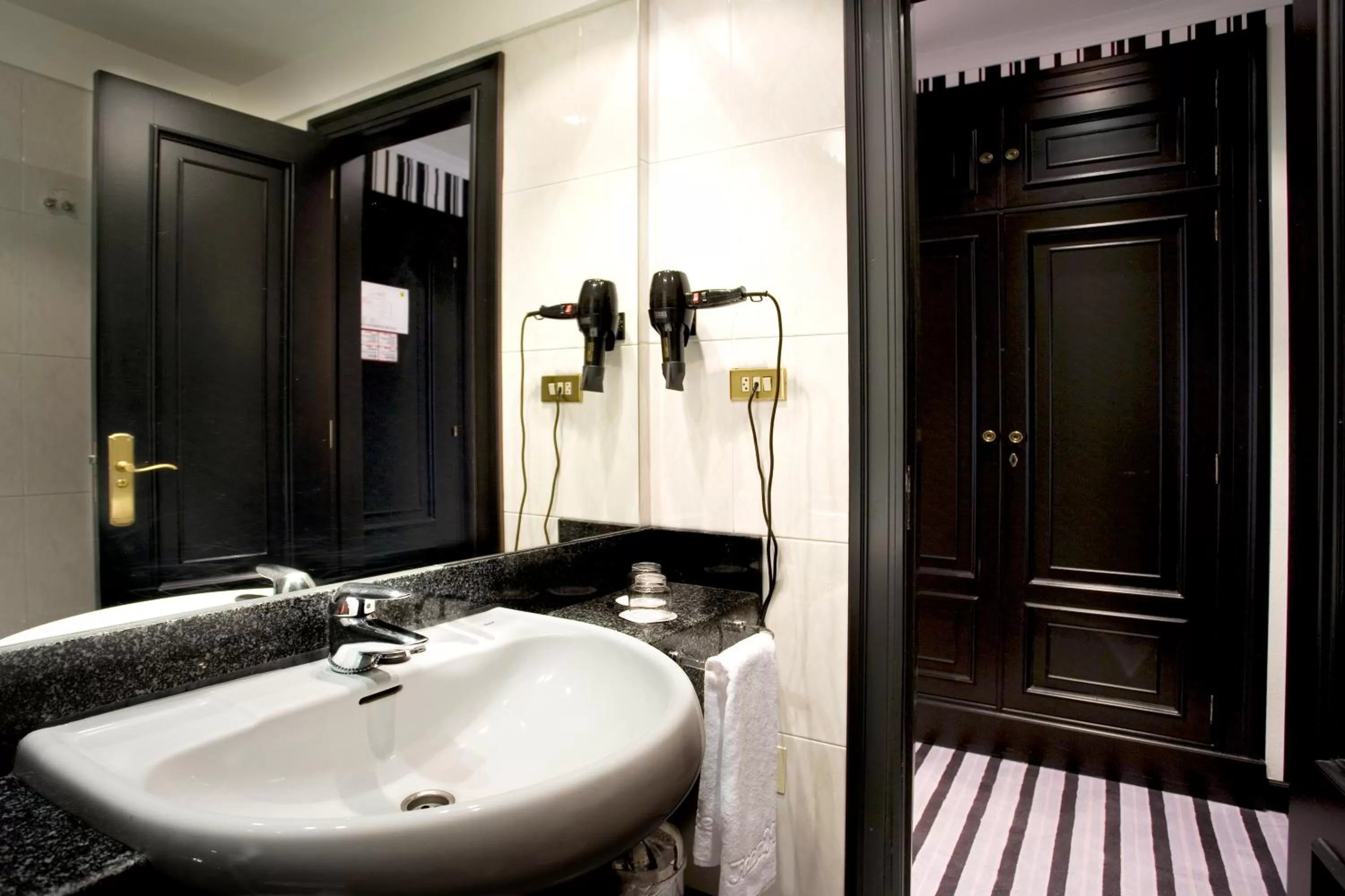 Bathroom in Hotel Clarin