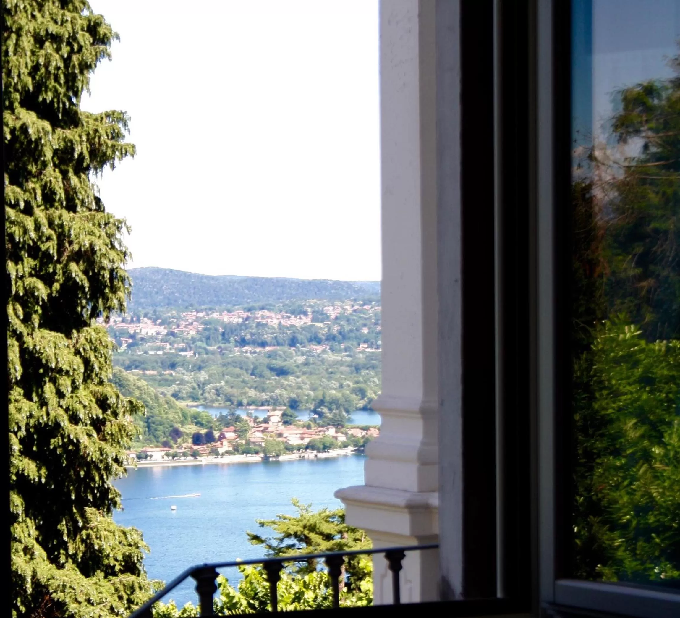 Garden view in White Lilac Romantic B&B - Adults only