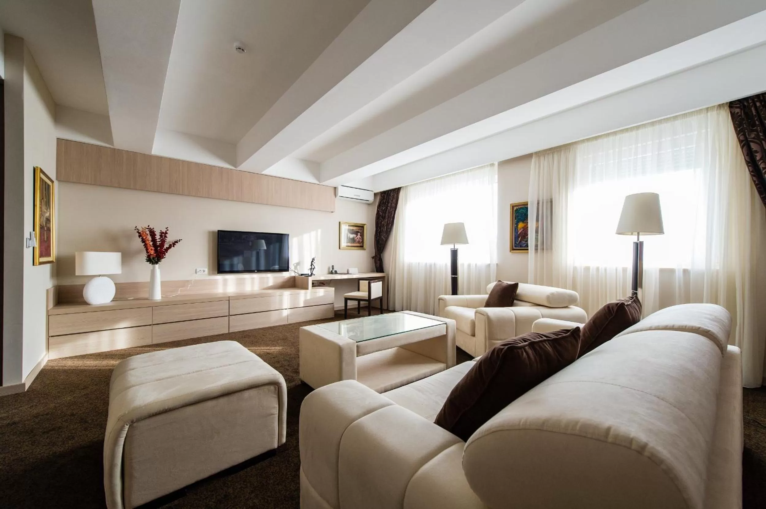 TV and multimedia in City Hotel Mostar