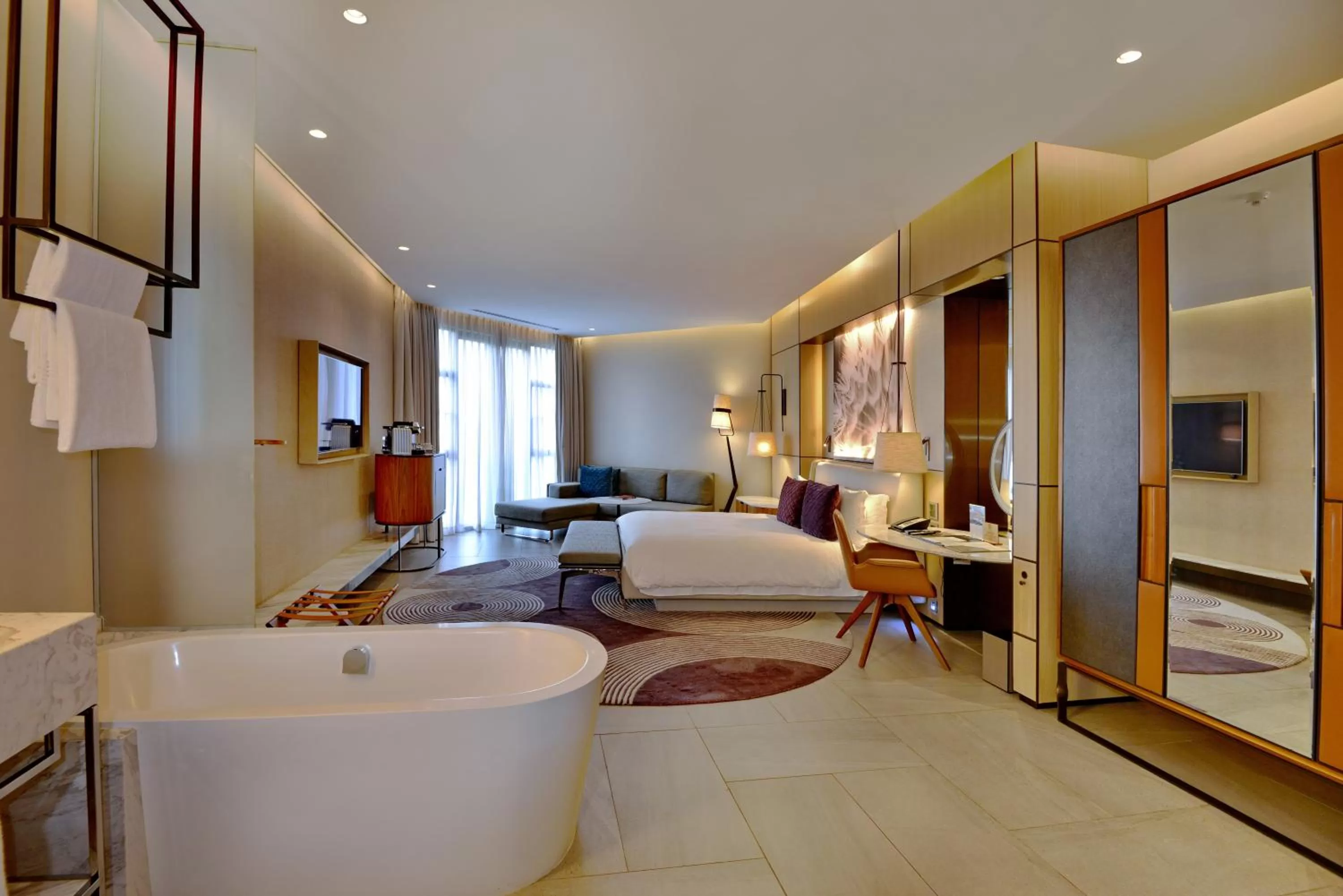Bathroom, Bed in The Houghton Hotel, Spa, Wellness & Golf