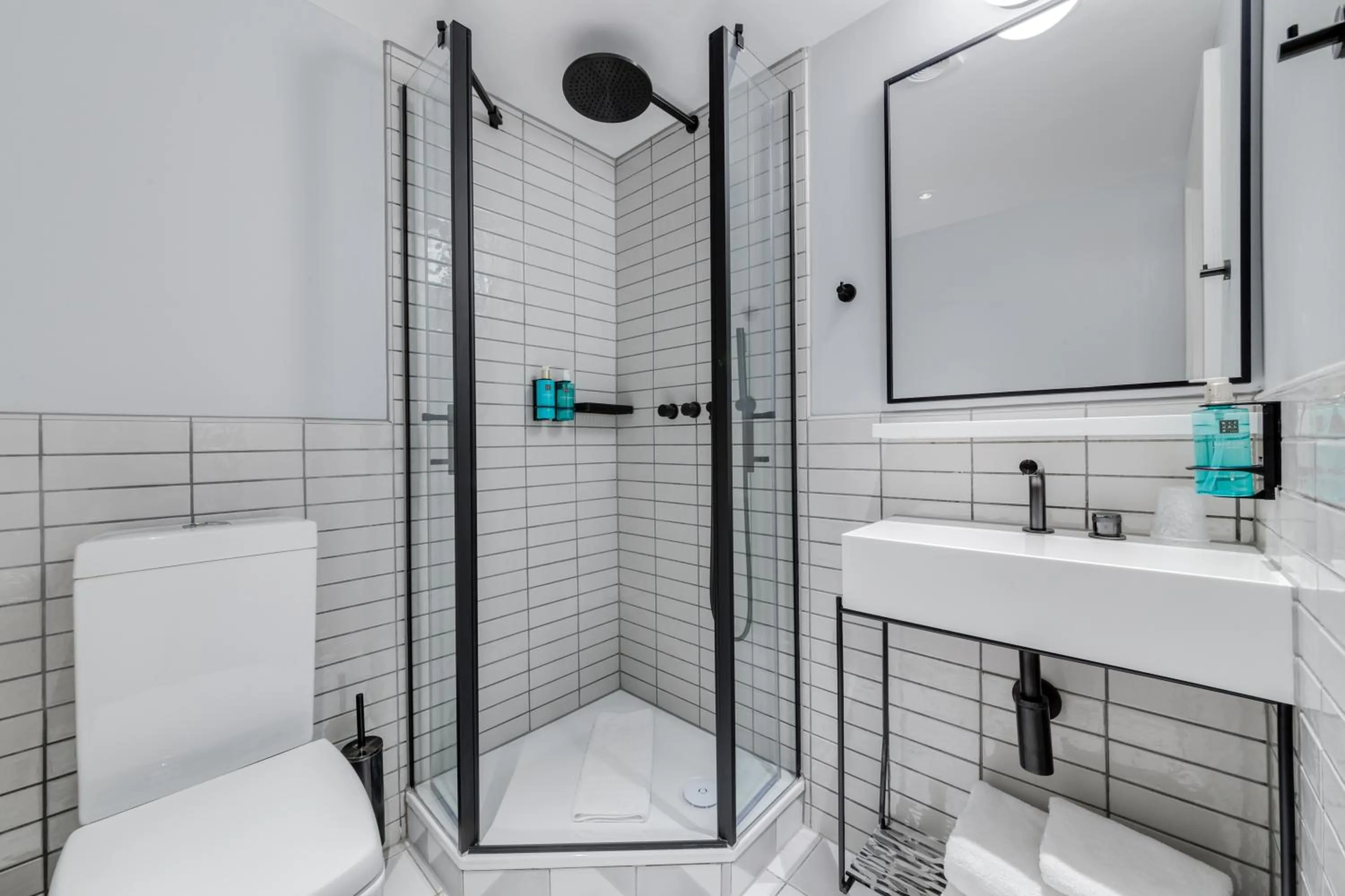 Bathroom in Best Western The Boltons