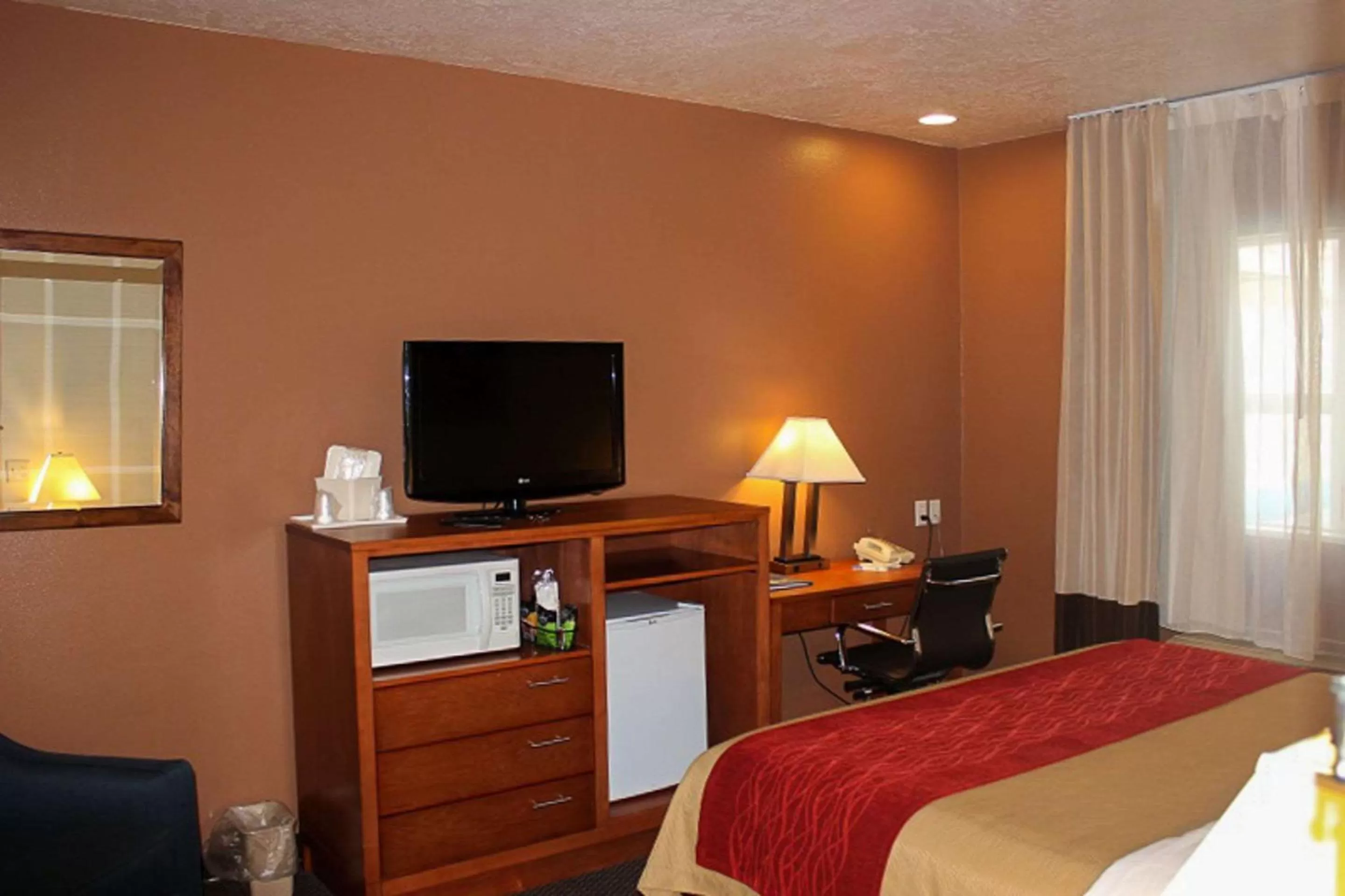 Standard Queen Room with Two Queen Beds - Non-Smoking in Comfort Inn Richfield I-70